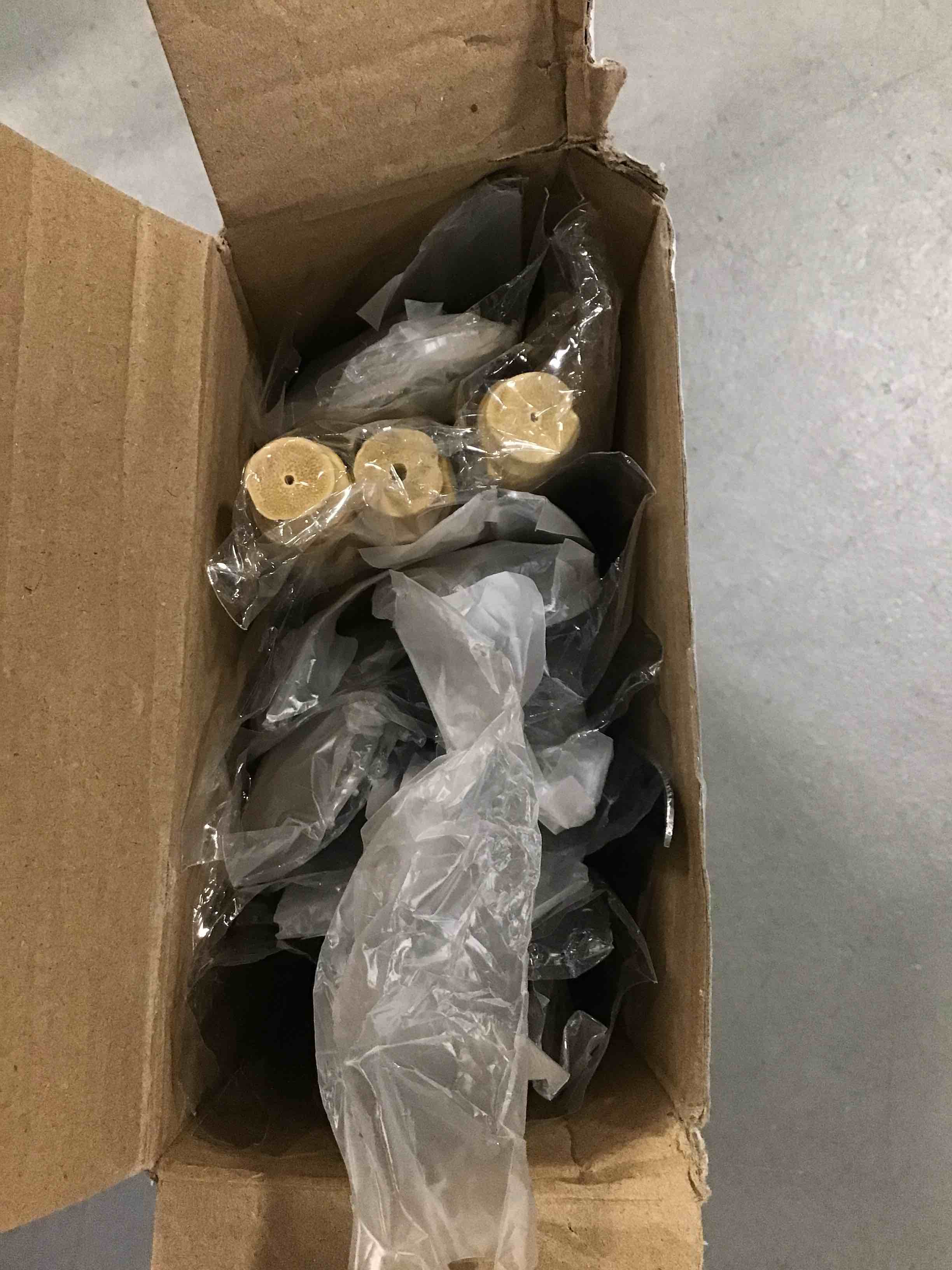 https://s3.amazonaws.com/lotting-images-prod/bidfta/YEL6504551_1716907601855.jpeg
