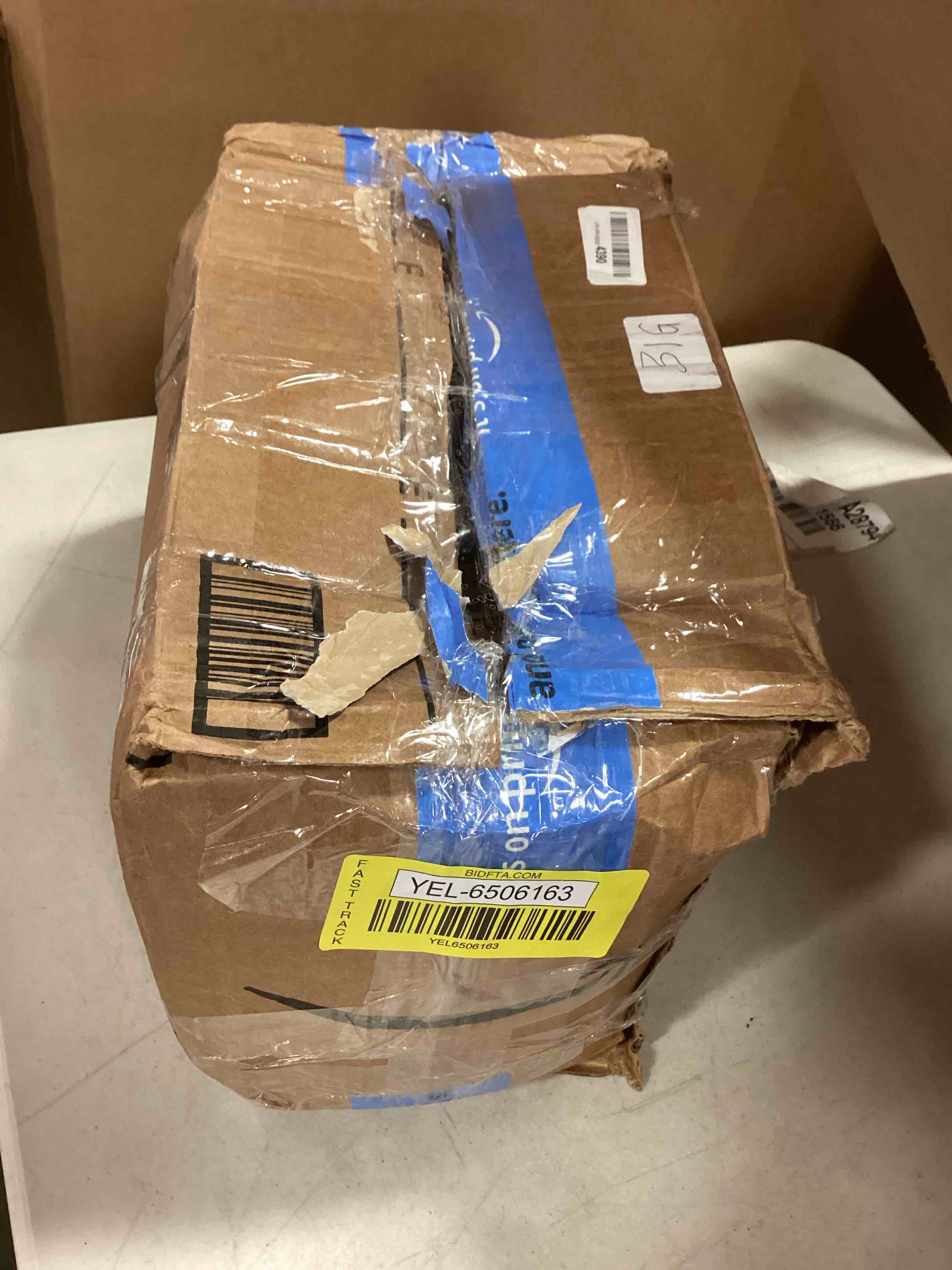 https://s3.amazonaws.com/lotting-images-prod/bidfta/YEL6506163_1716985186034.jpeg