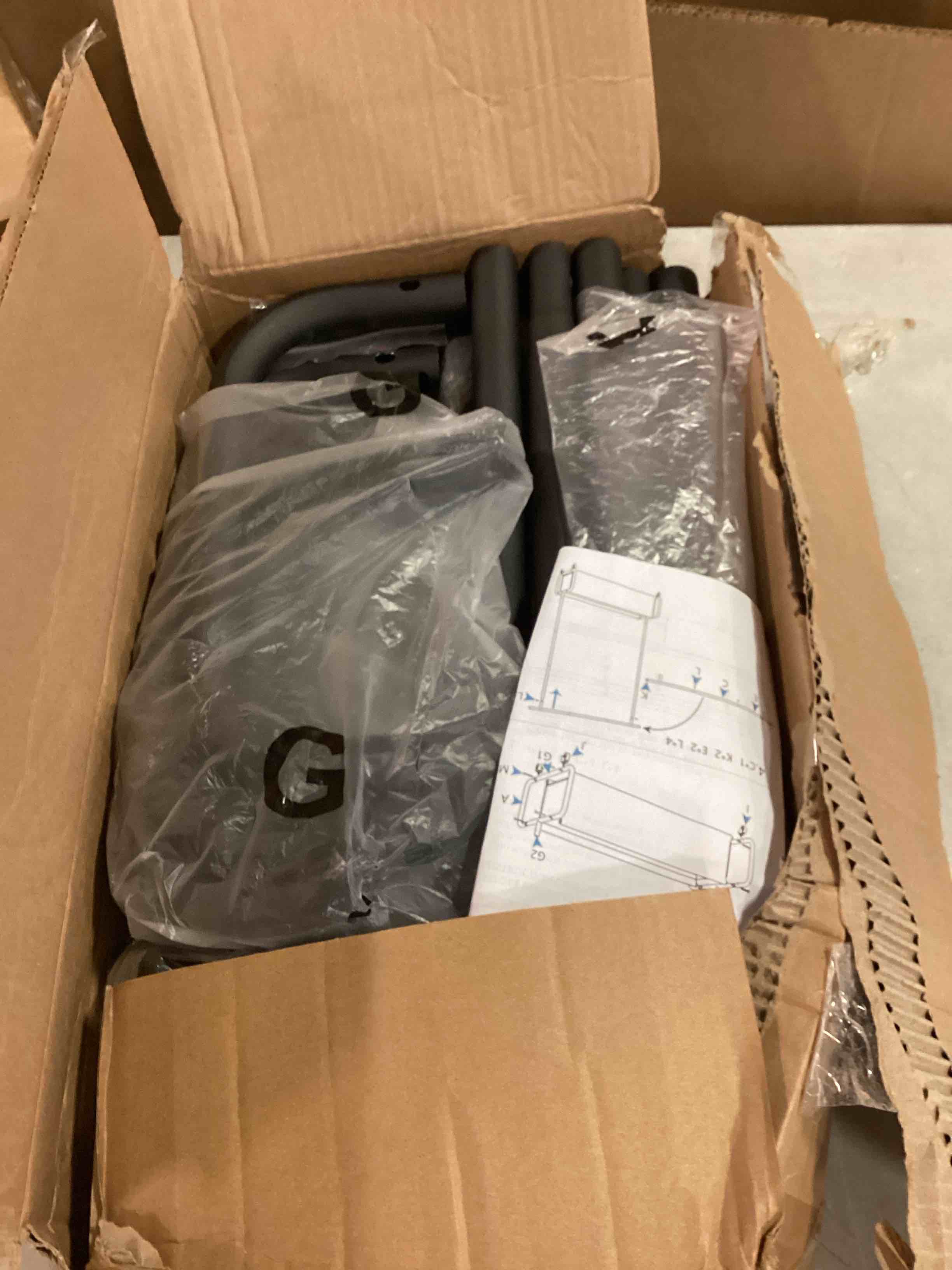 https://s3.amazonaws.com/lotting-images-prod/bidfta/YEL6507206_1717250151432.jpeg