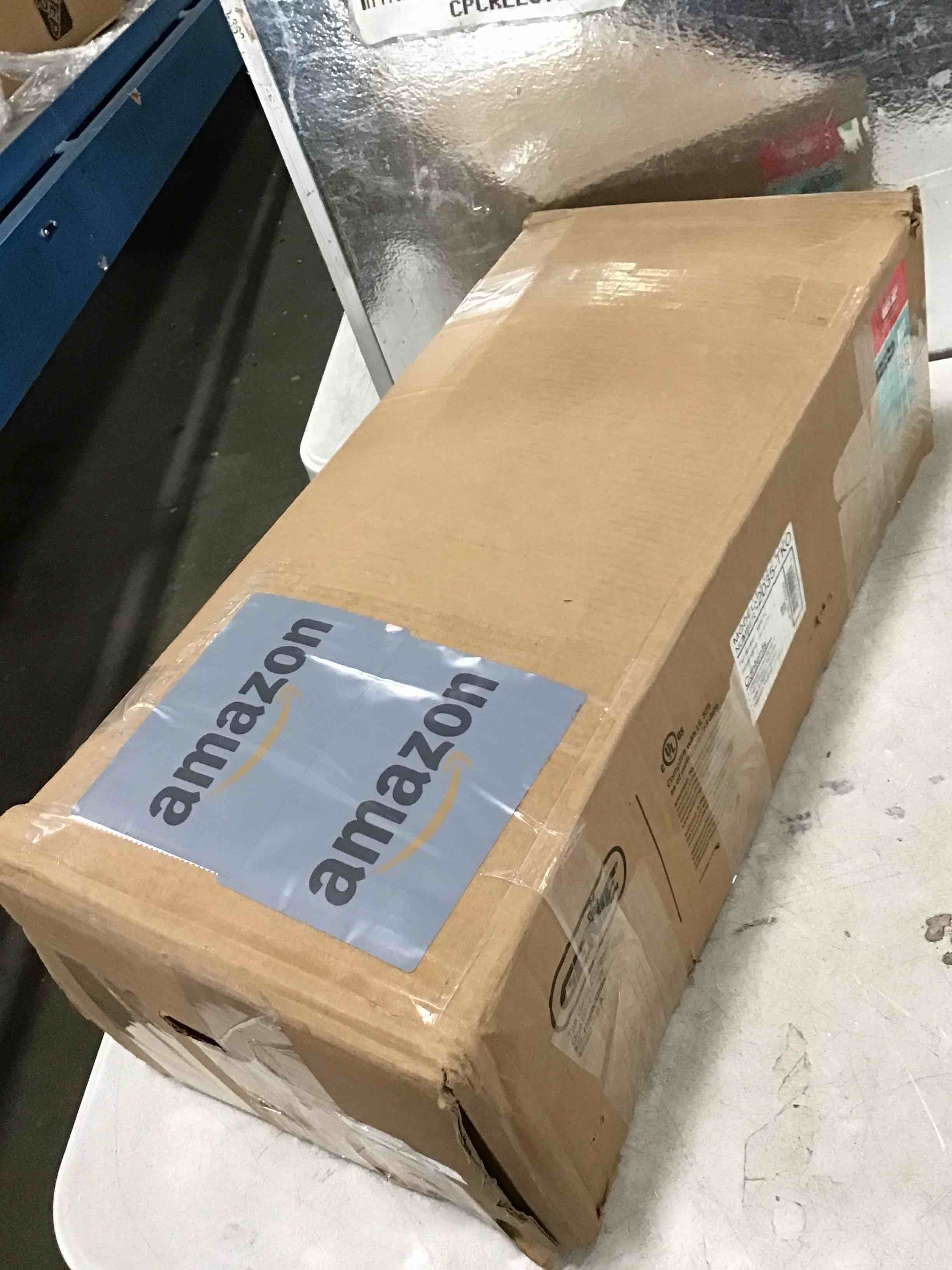 https://s3.amazonaws.com/lotting-images-prod/bidfta/YEL6509471_1717068550455.jpeg