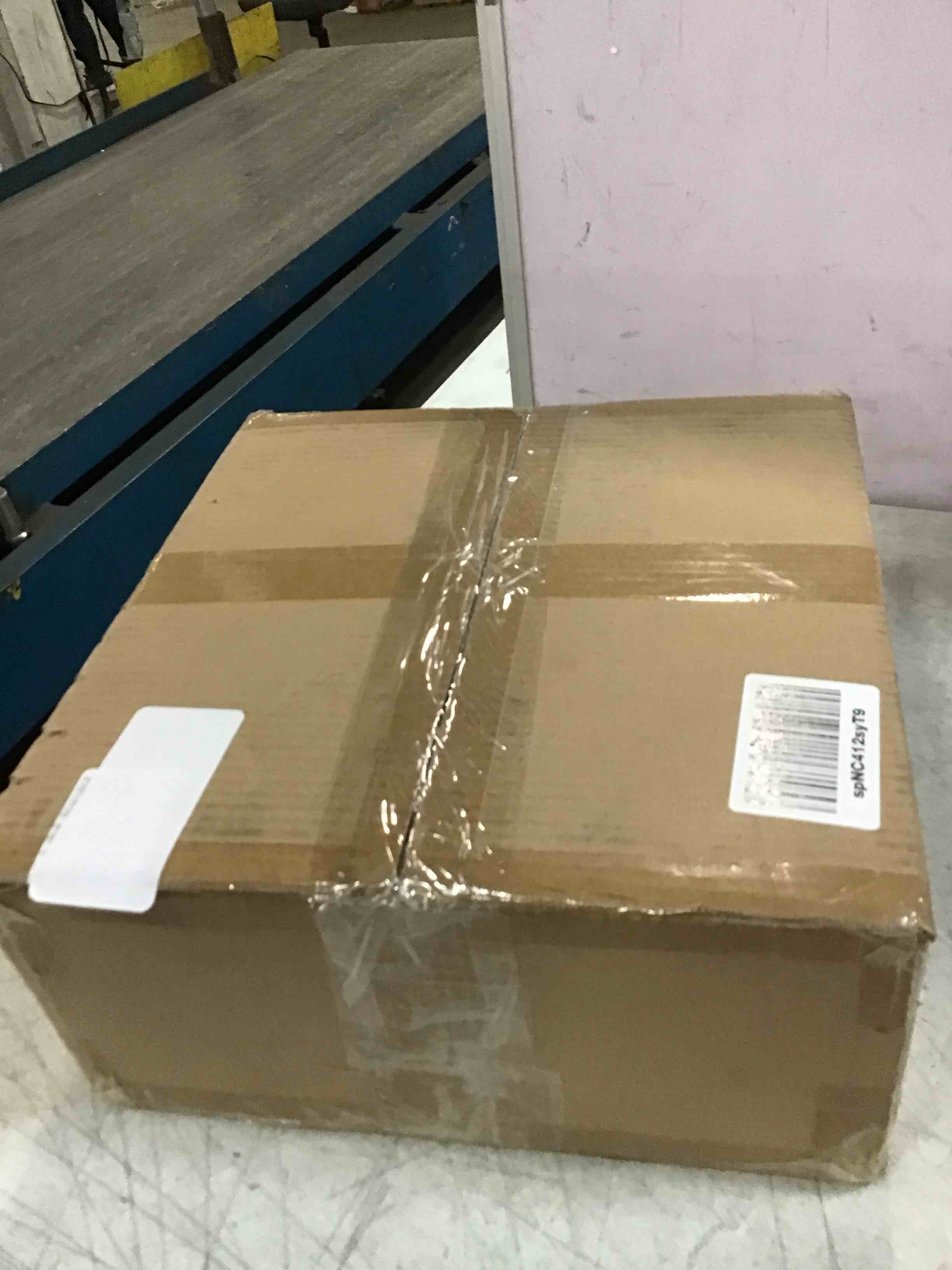 https://s3.amazonaws.com/lotting-images-prod/bidfta/YEL6509998_1717254366939.jpeg