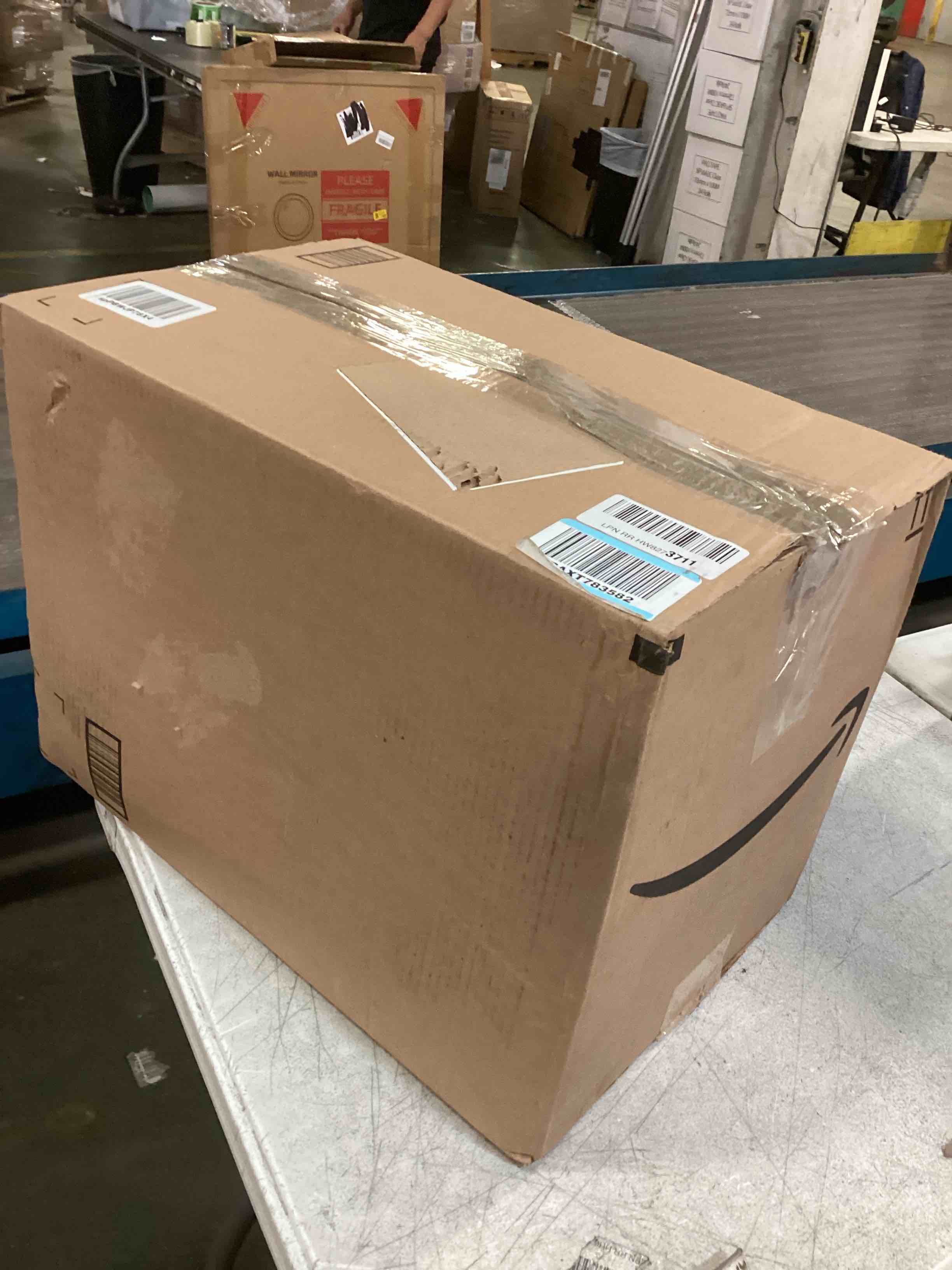https://s3.amazonaws.com/lotting-images-prod/bidfta/YEL6511694_1716999852203.jpeg