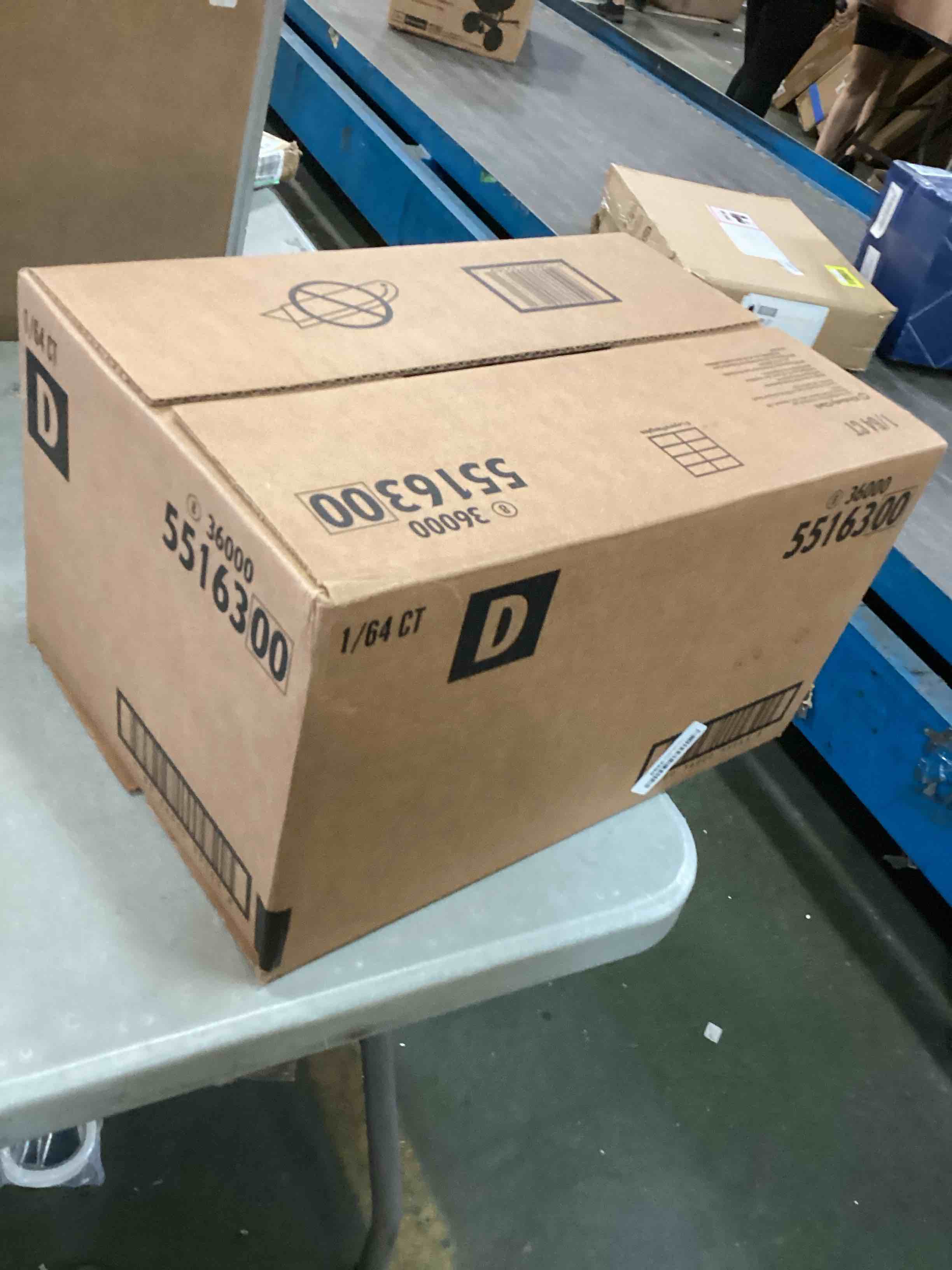 https://s3.amazonaws.com/lotting-images-prod/bidfta/YEL6511842_1717074914548.jpeg