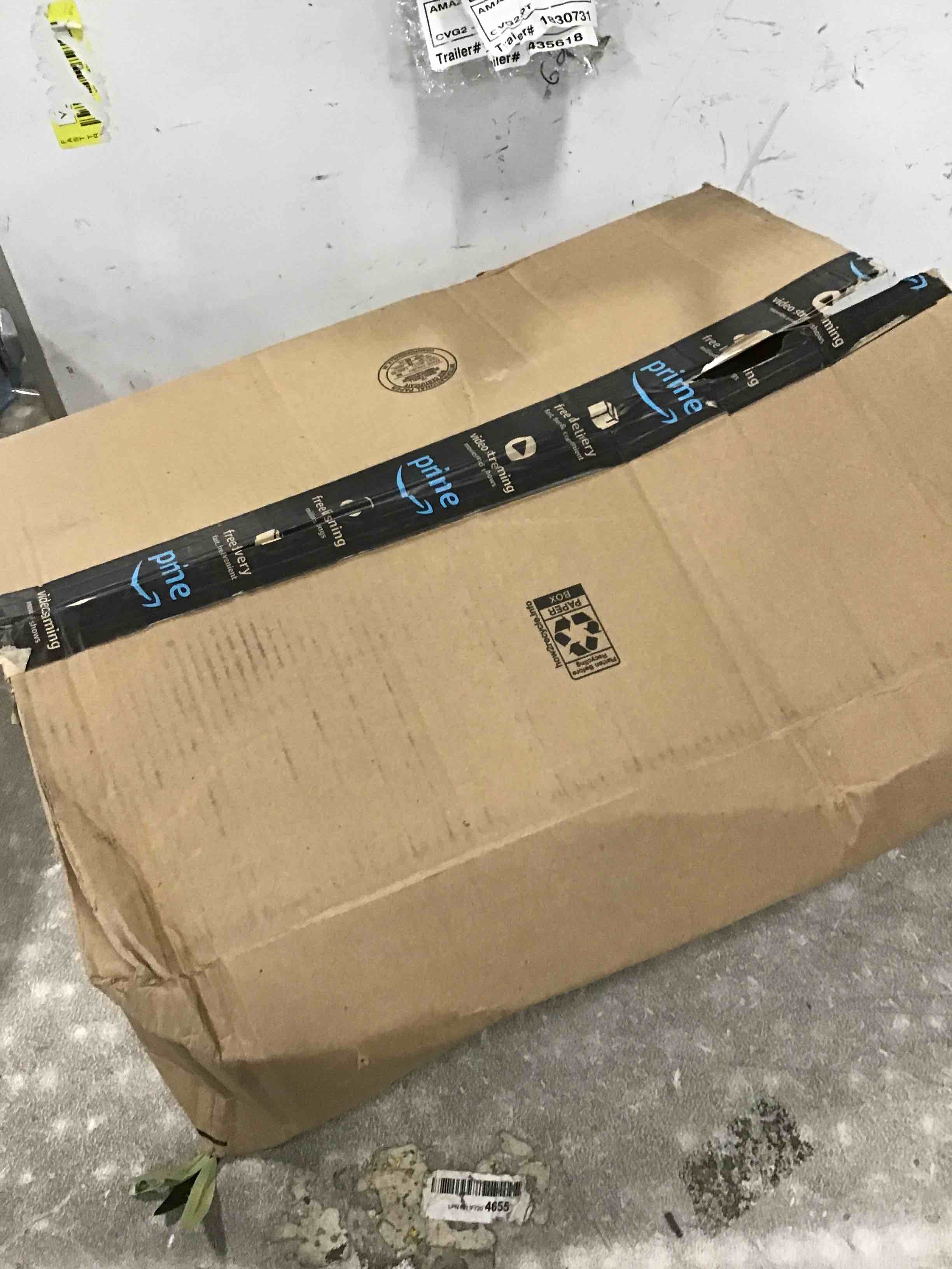https://s3.amazonaws.com/lotting-images-prod/bidfta/YEL6516819_1716485296979.jpeg