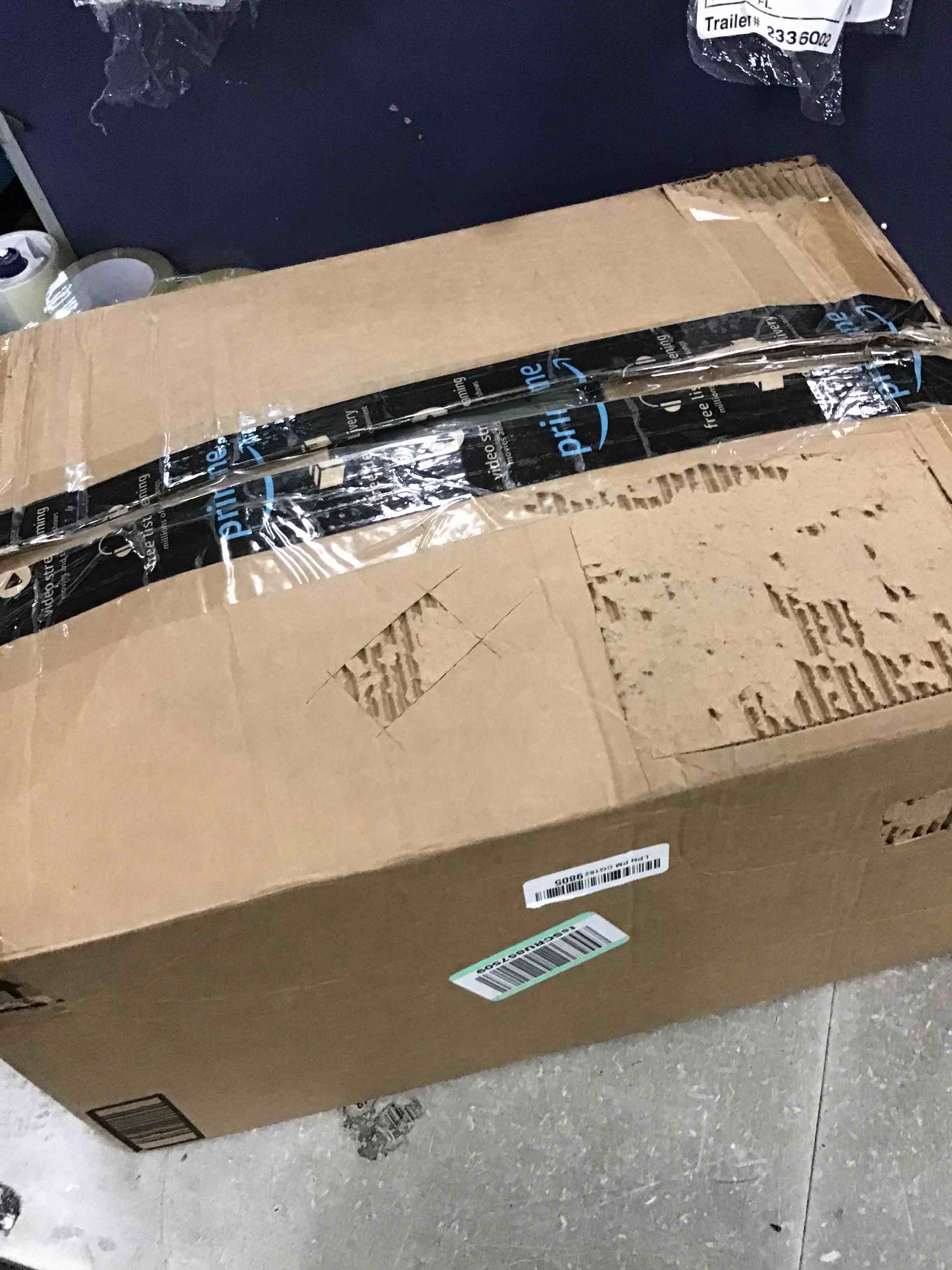 https://s3.amazonaws.com/lotting-images-prod/bidfta/YEL6516897_1716548373256.jpeg