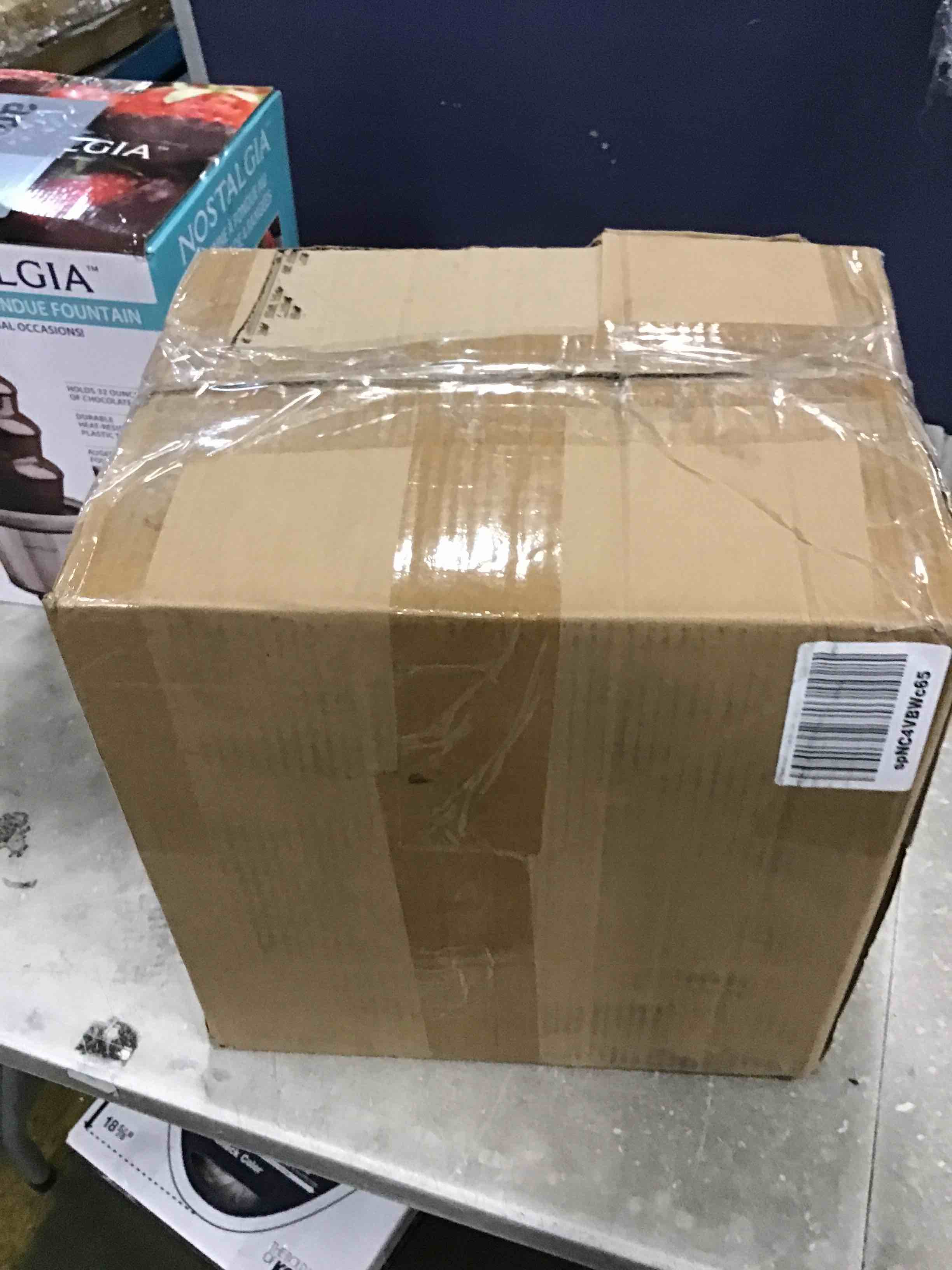 https://s3.amazonaws.com/lotting-images-prod/bidfta/YEL6516997_1716558007613.jpeg