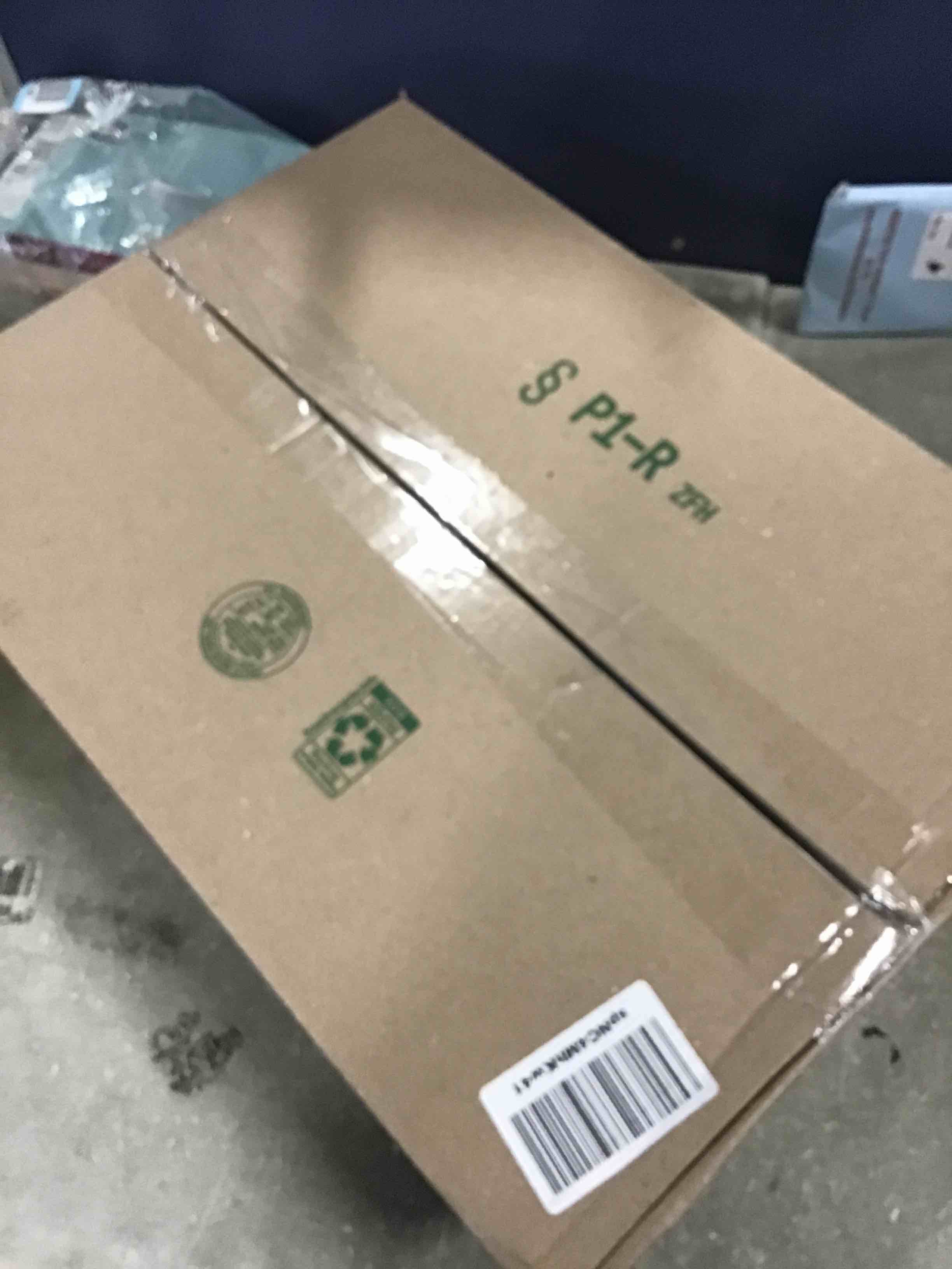 https://s3.amazonaws.com/lotting-images-prod/bidfta/YEL6517129_1716574868337.jpeg