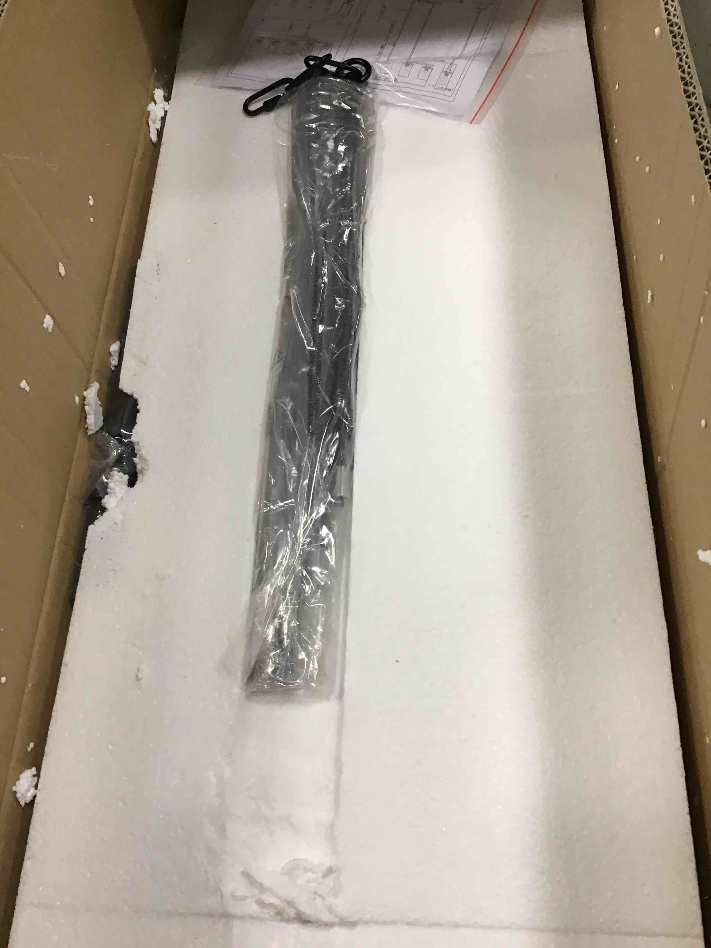 https://s3.amazonaws.com/lotting-images-prod/bidfta/YEL6517209_1716897767699.jpeg