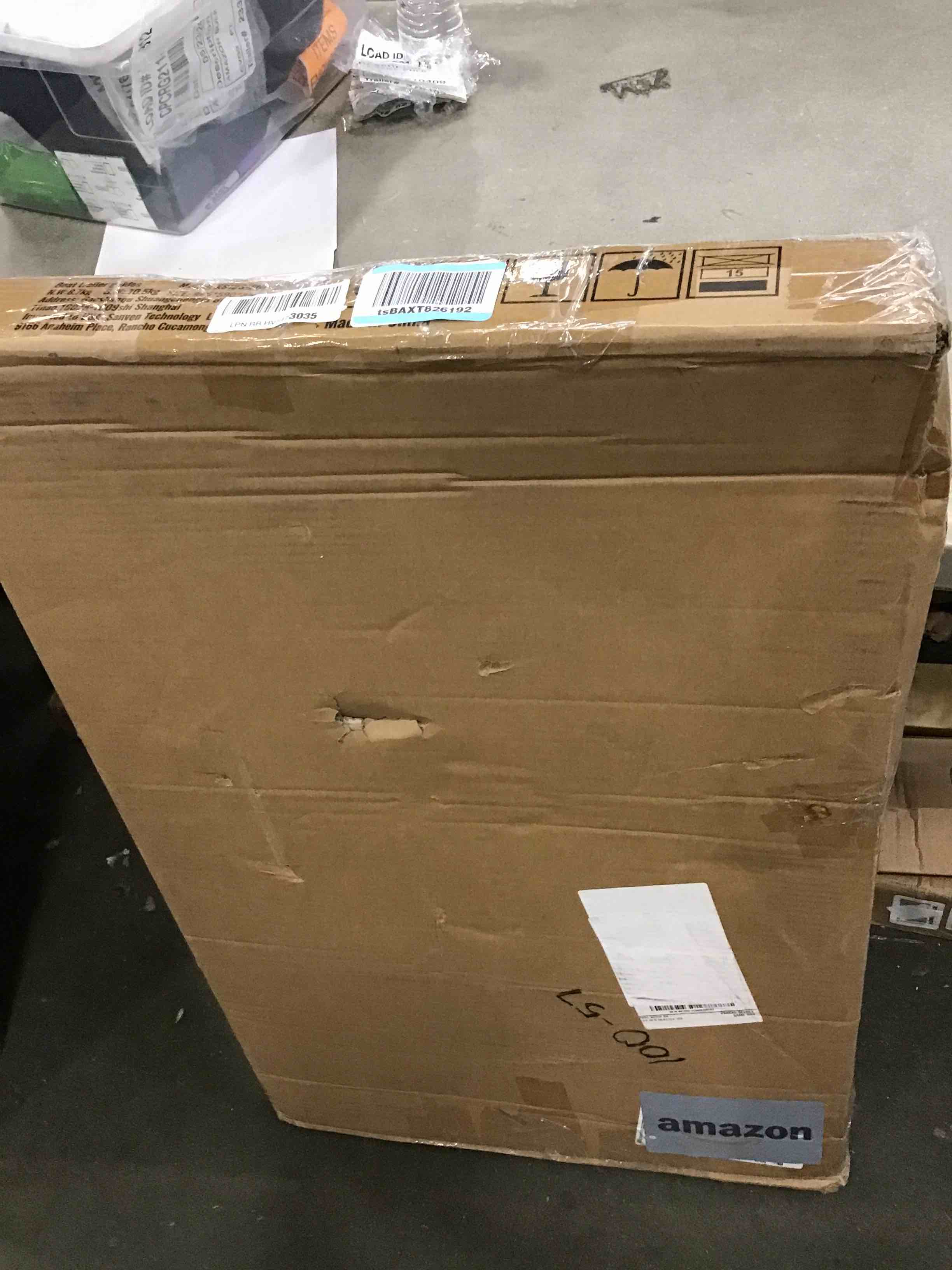 https://s3.amazonaws.com/lotting-images-prod/bidfta/YEL6517727_1717077207814.jpeg