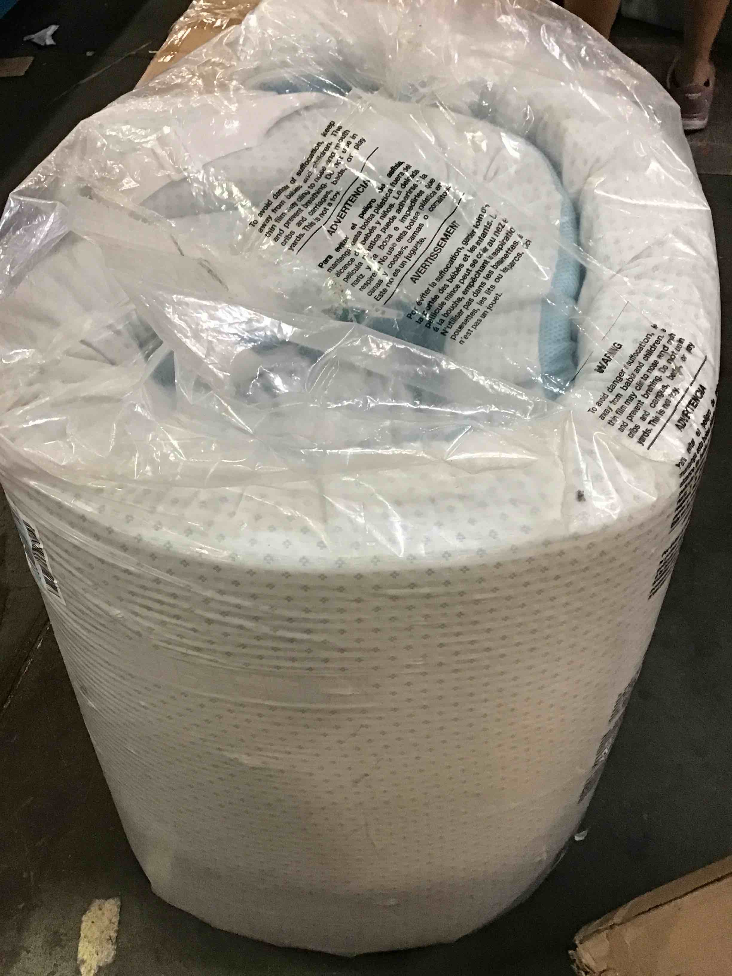 https://s3.amazonaws.com/lotting-images-prod/bidfta/YEL6518453_1716492498240.jpeg