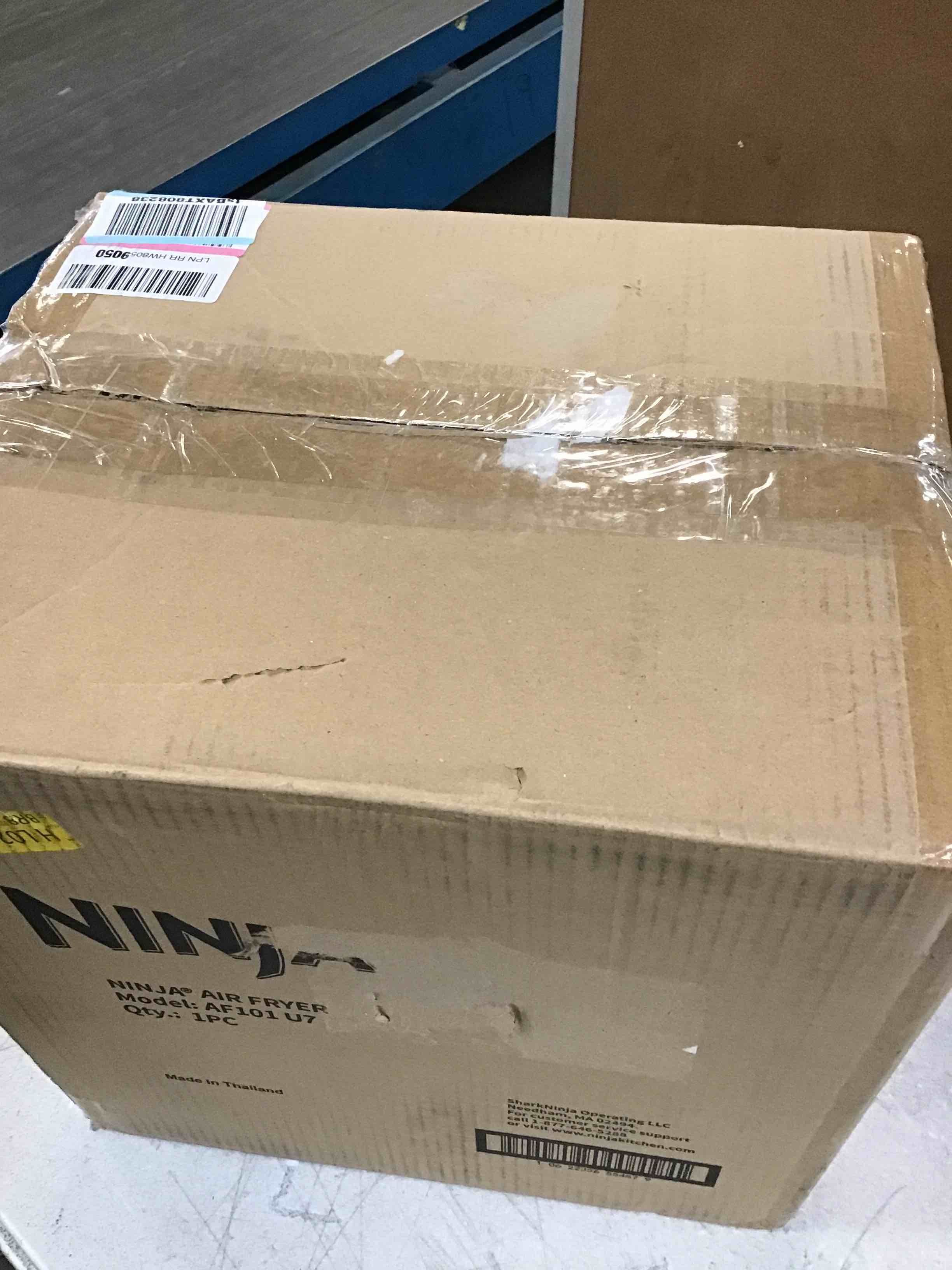 https://s3.amazonaws.com/lotting-images-prod/bidfta/YEL6518611_1716562503297.jpeg