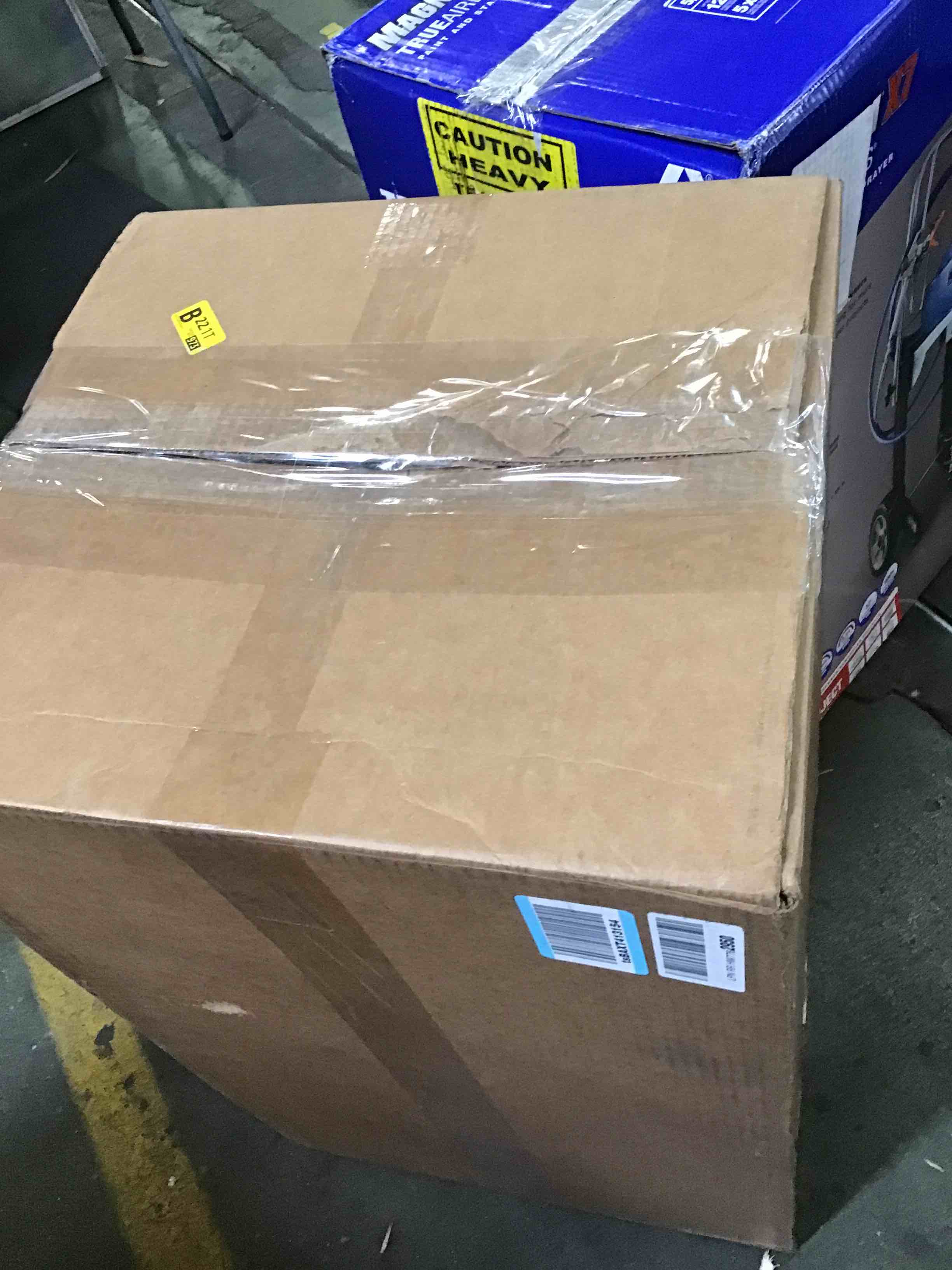 https://s3.amazonaws.com/lotting-images-prod/bidfta/YEL6518652_1716570669266.jpeg