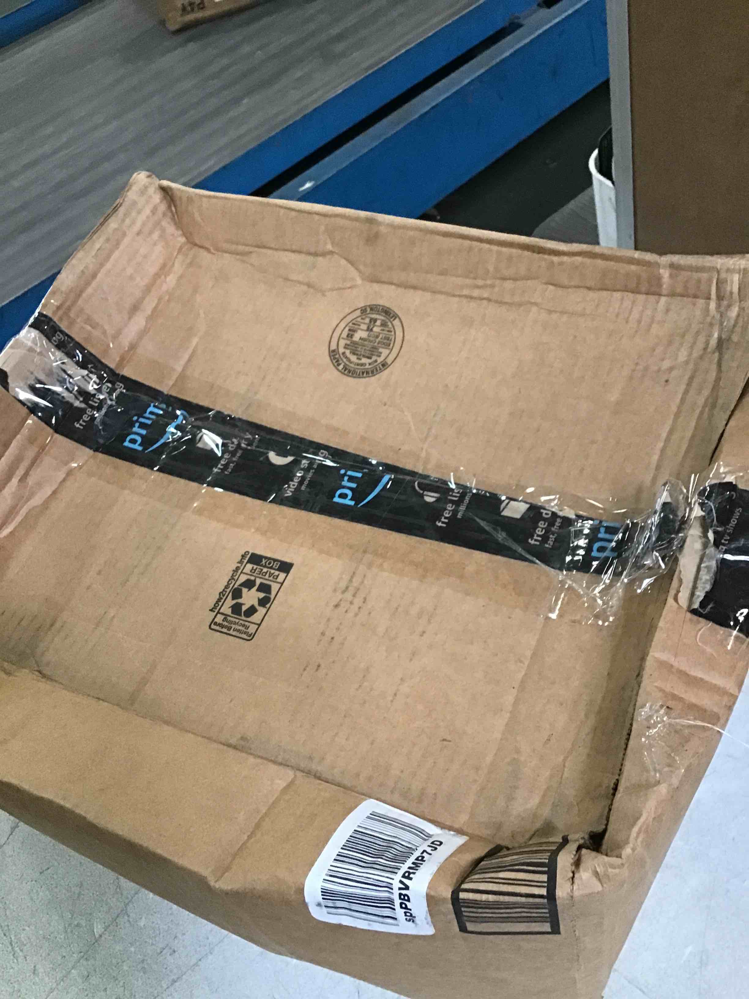 https://s3.amazonaws.com/lotting-images-prod/bidfta/YEL6518697_1716578619025.jpeg