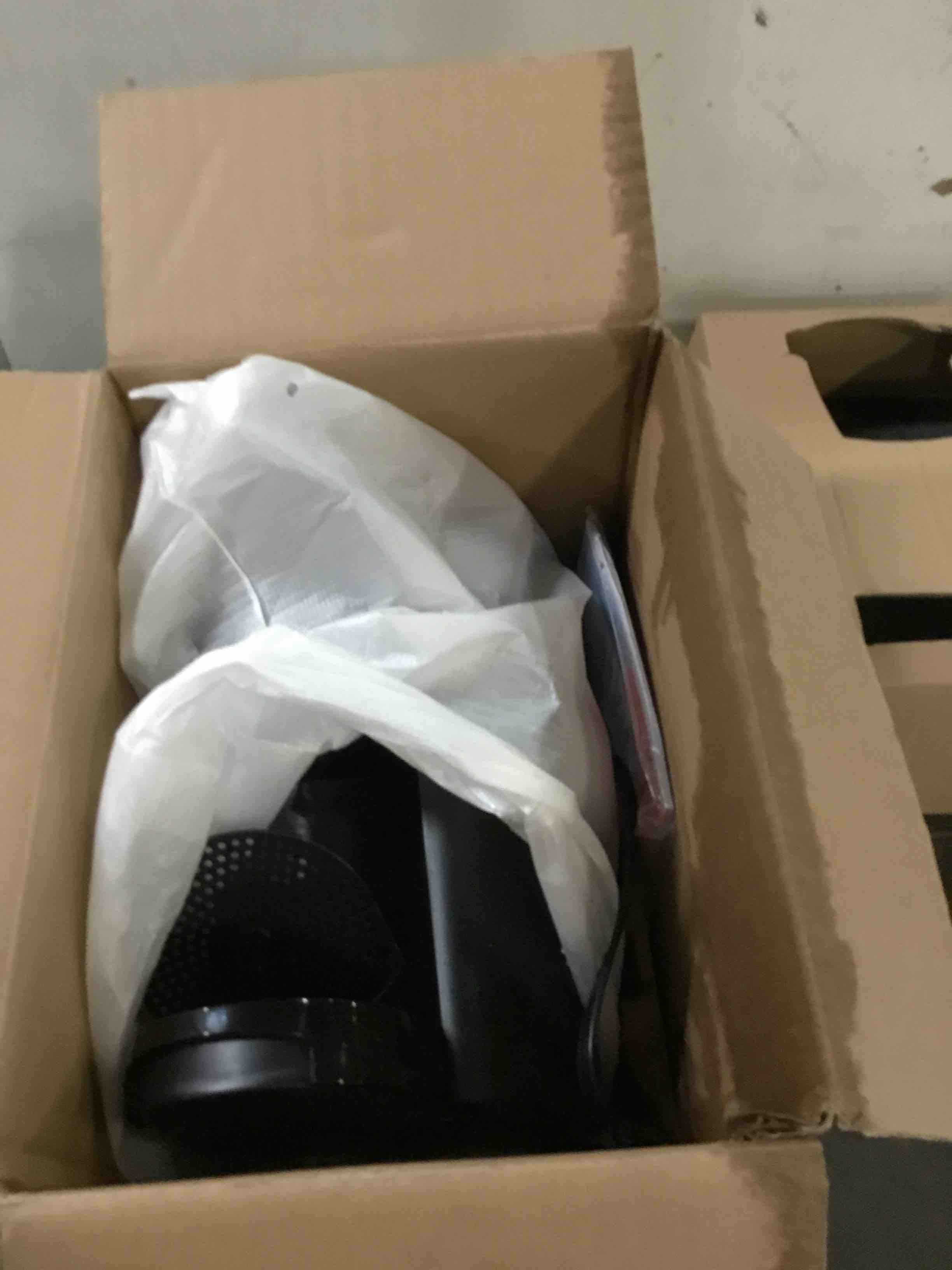 https://s3.amazonaws.com/lotting-images-prod/bidfta/YEL6518769_1716645290499.jpeg