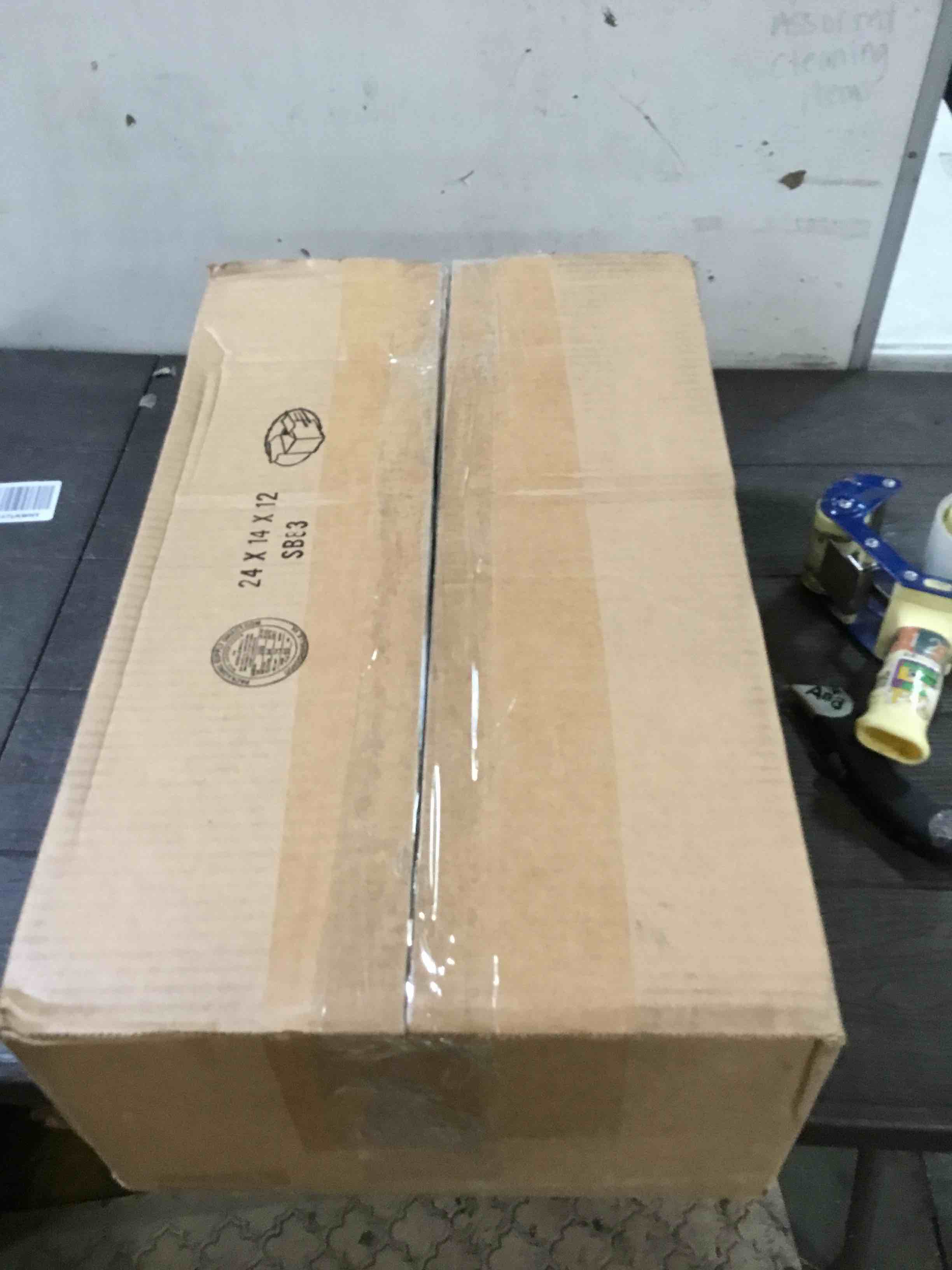 https://s3.amazonaws.com/lotting-images-prod/bidfta/YEL6518840_1716653611299.jpeg
