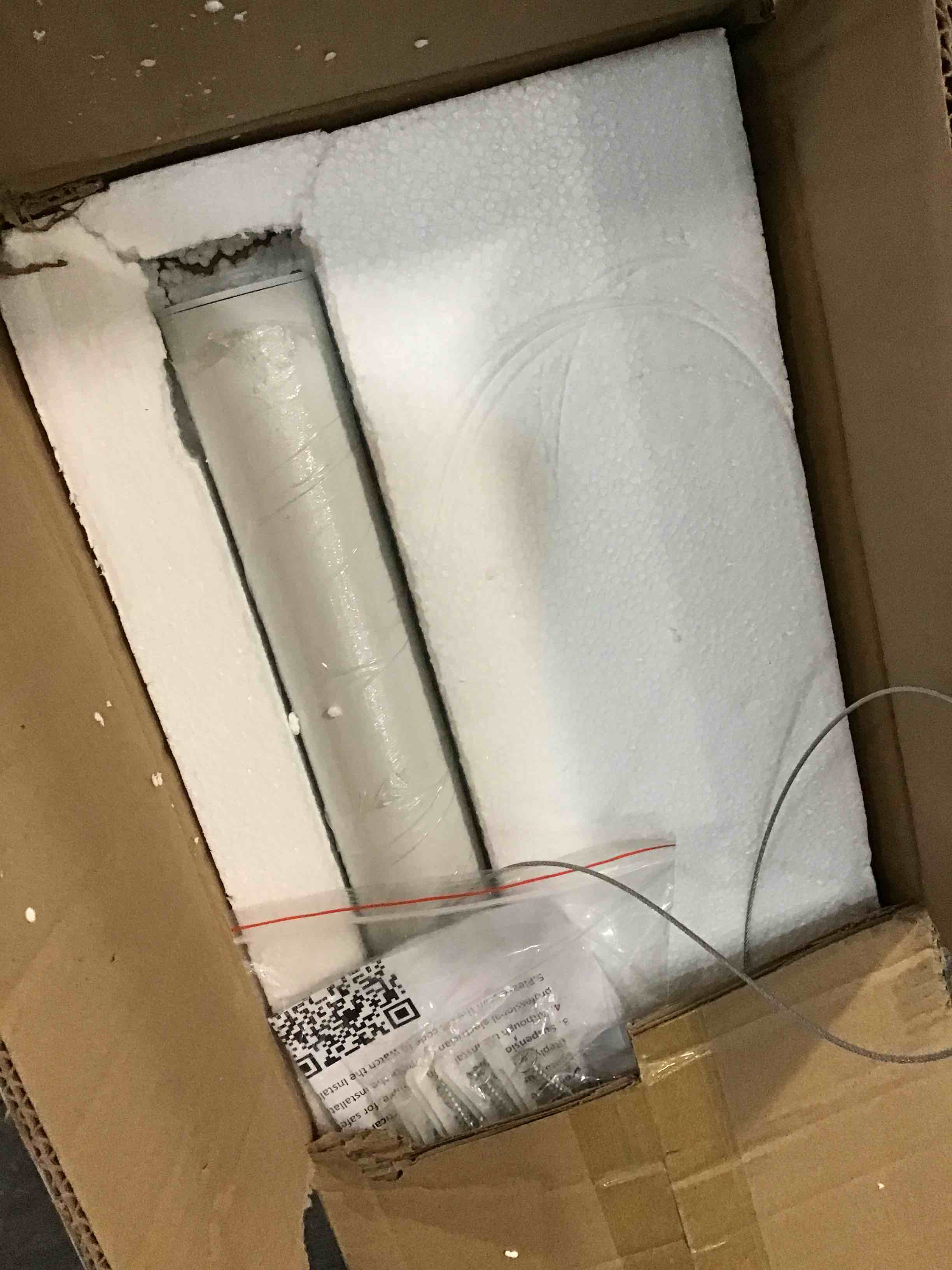https://s3.amazonaws.com/lotting-images-prod/bidfta/YEL6518893_1716896684481.jpeg
