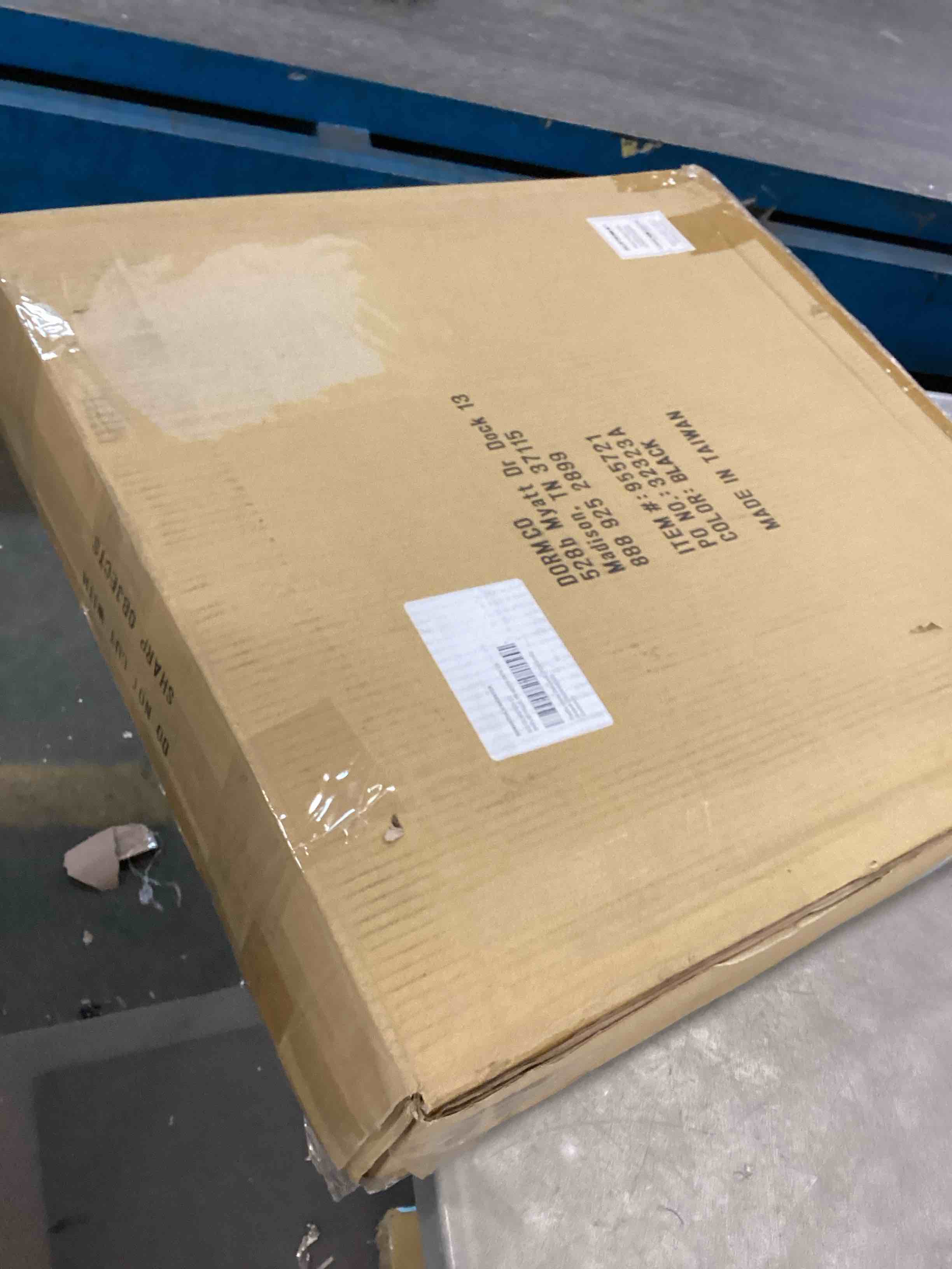 https://s3.amazonaws.com/lotting-images-prod/bidfta/YEL6519446_1716230417737.jpeg