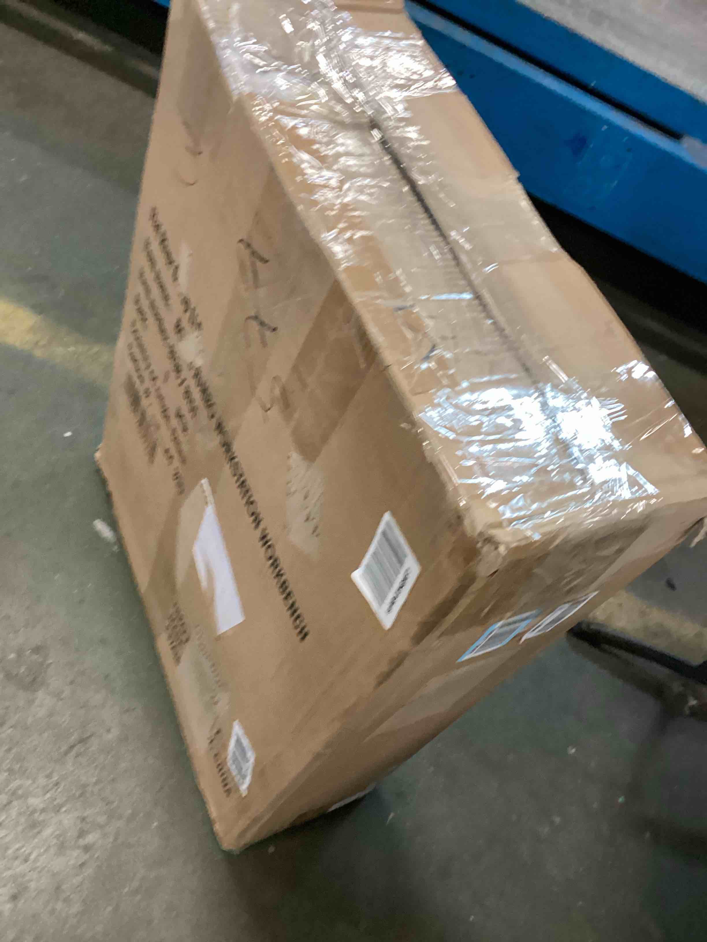 https://s3.amazonaws.com/lotting-images-prod/bidfta/YEL6519749_1716405626435.jpeg