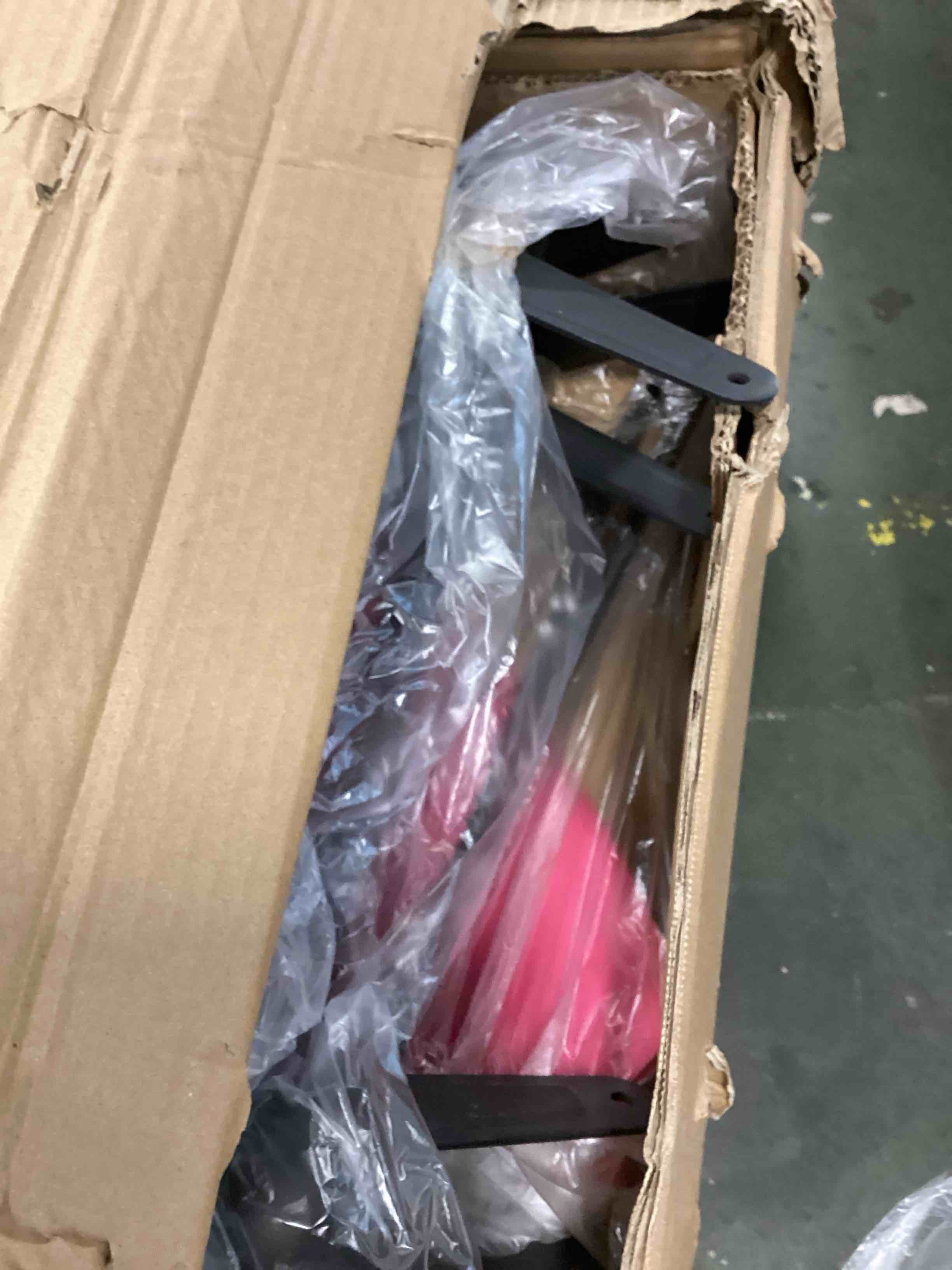 https://s3.amazonaws.com/lotting-images-prod/bidfta/YEL6519878_1716470972572.jpeg