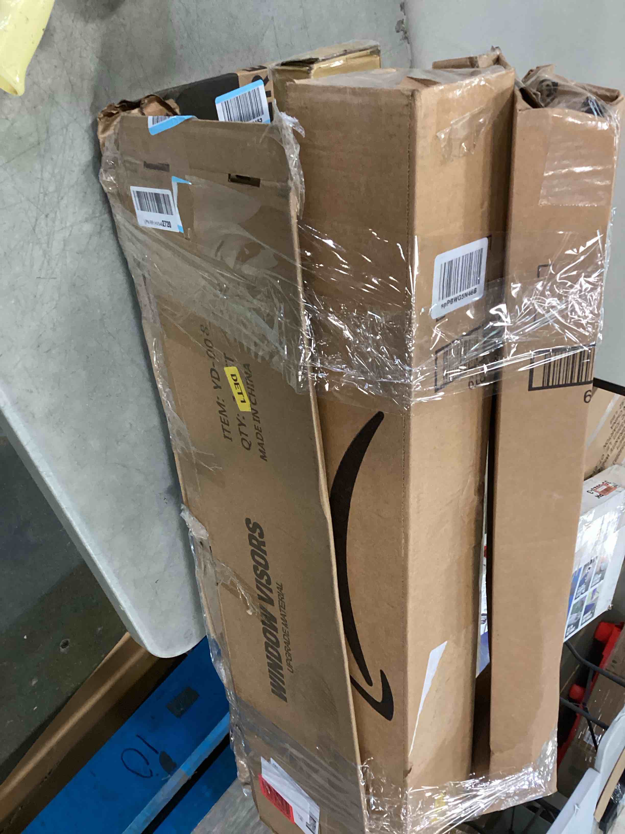 https://s3.amazonaws.com/lotting-images-prod/bidfta/YEL6519931_1716478949607.jpeg