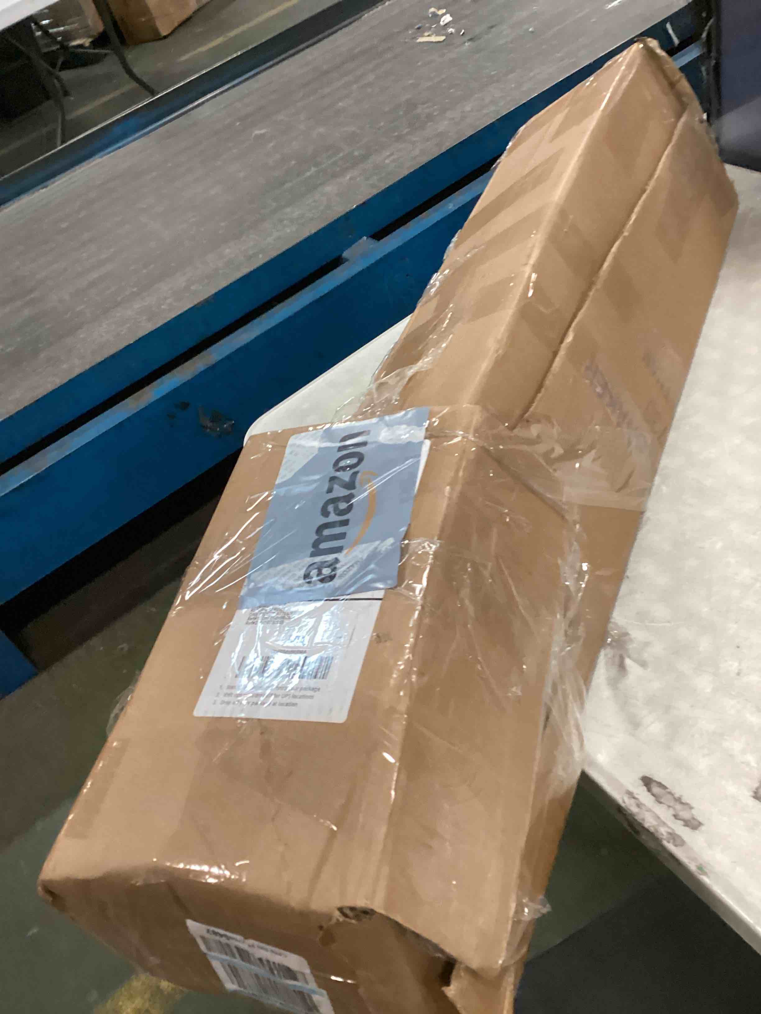 https://s3.amazonaws.com/lotting-images-prod/bidfta/YEL6520044_1716548431190.jpeg