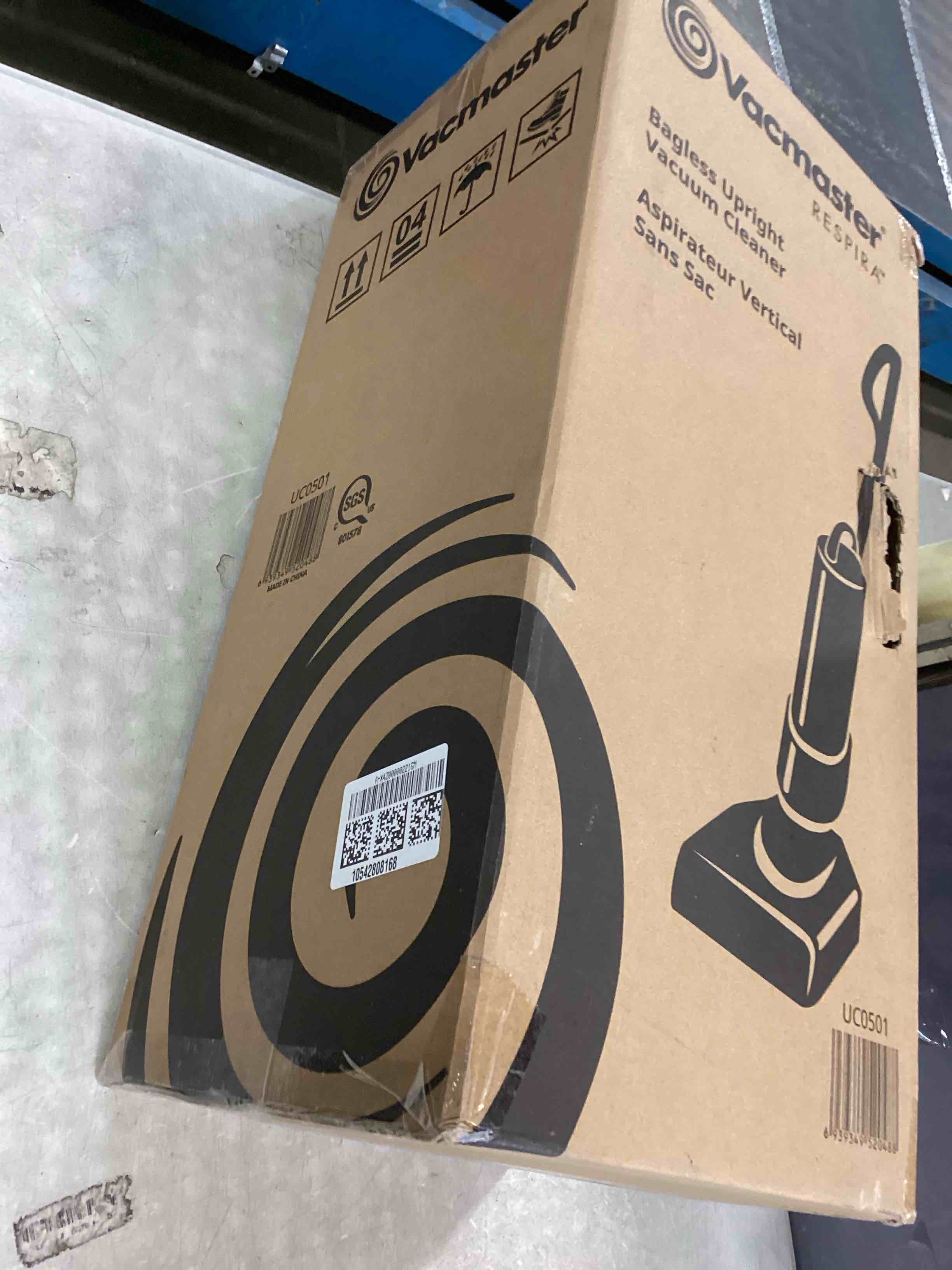 https://s3.amazonaws.com/lotting-images-prod/bidfta/YEL6520160_1716561499520.jpeg