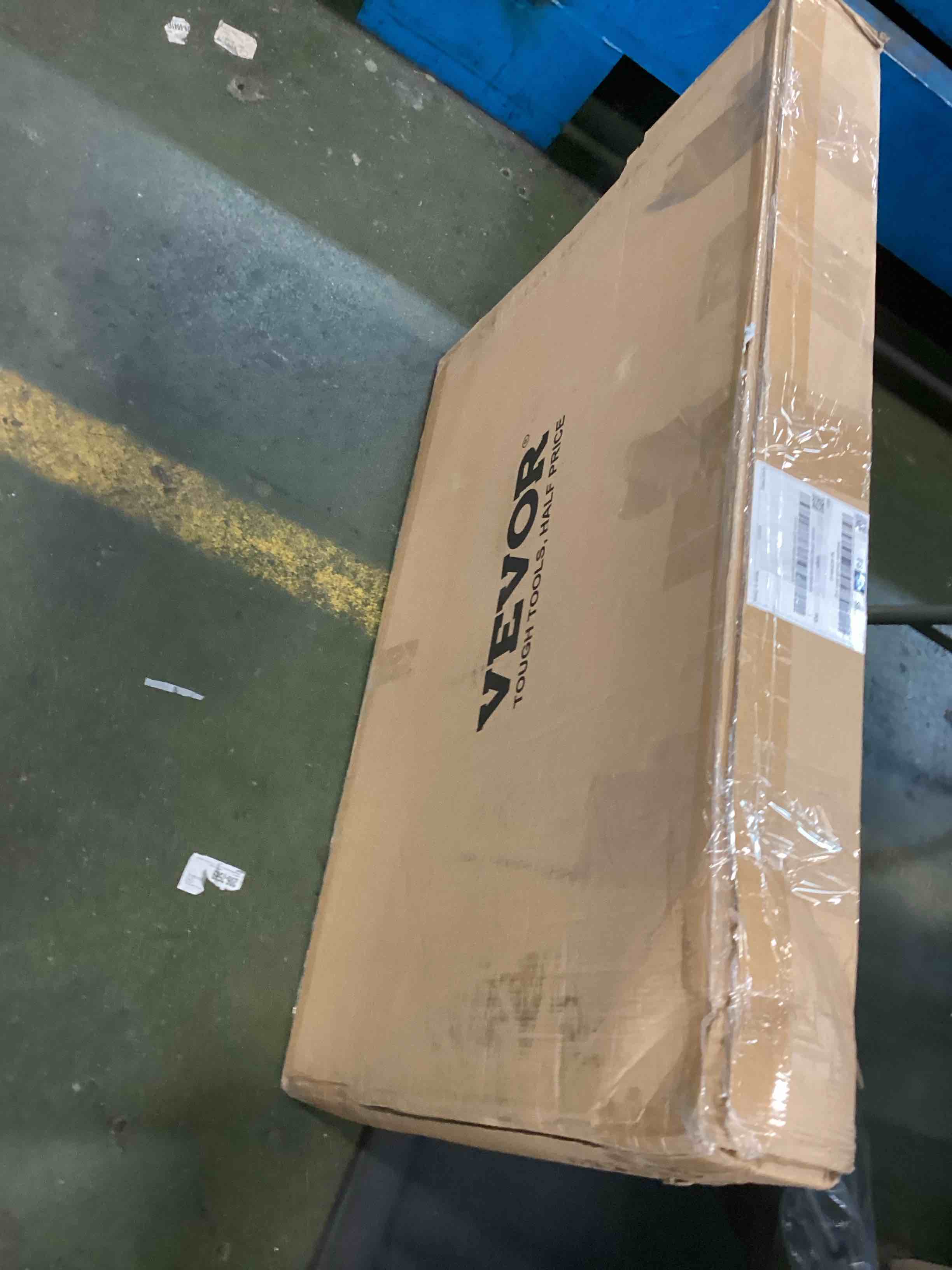 https://s3.amazonaws.com/lotting-images-prod/bidfta/YEL6520282_1716579463655.jpeg