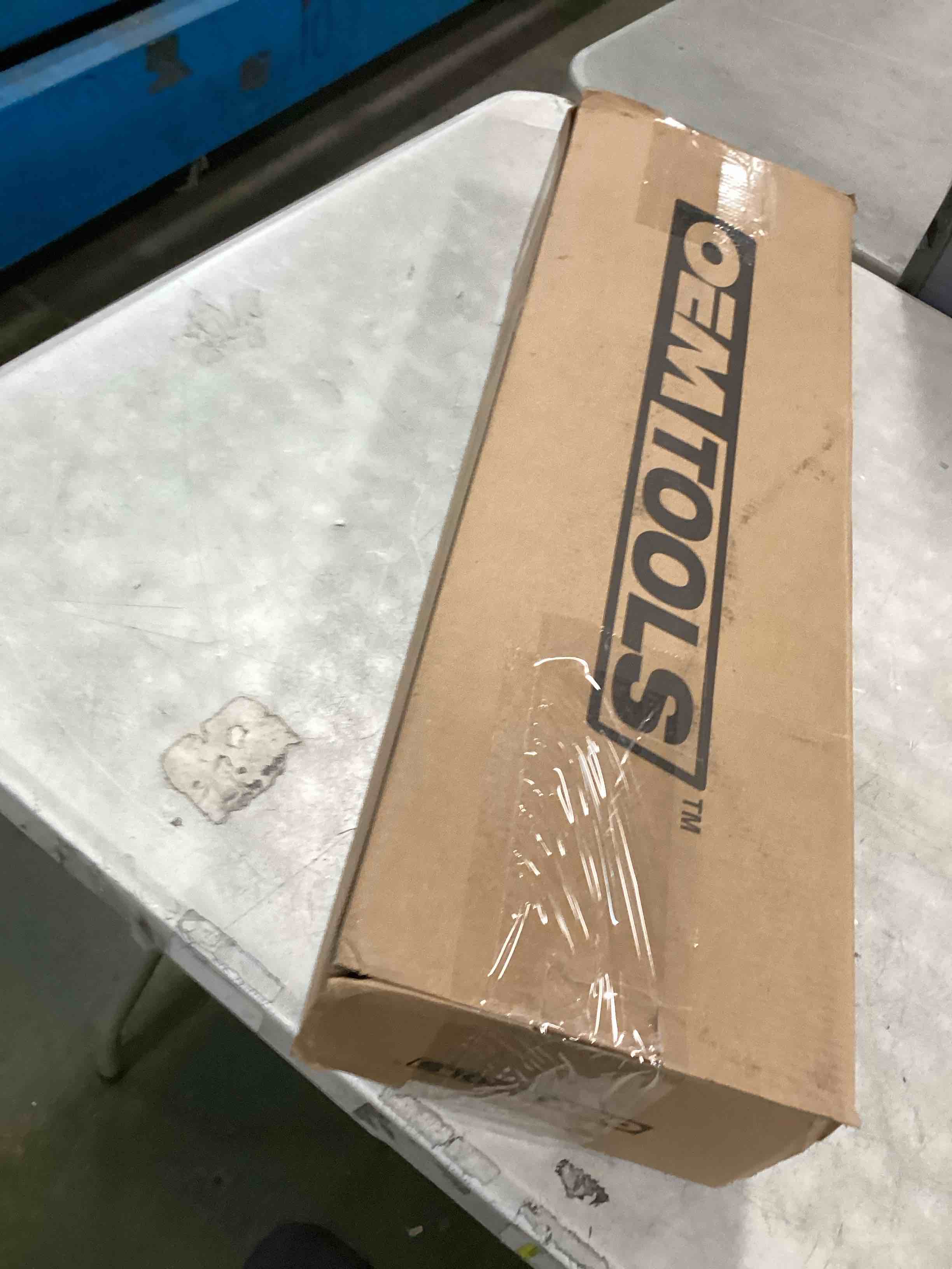 https://s3.amazonaws.com/lotting-images-prod/bidfta/YEL6520381_1716646064629.jpeg