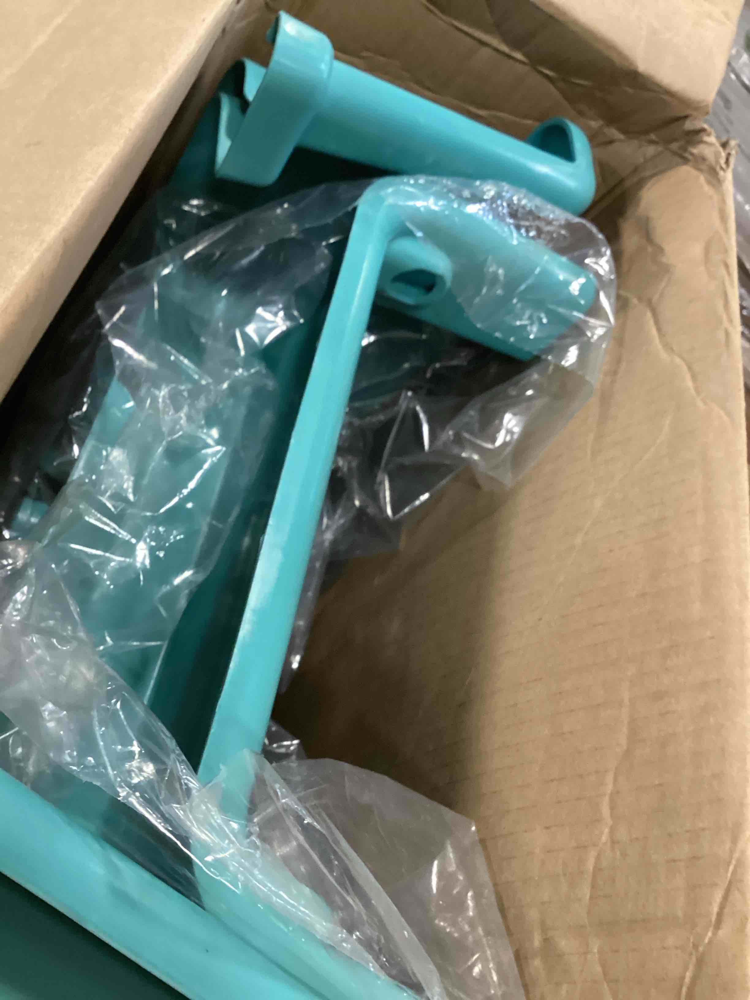 https://s3.amazonaws.com/lotting-images-prod/bidfta/YEL6521404_1716484536222.jpeg