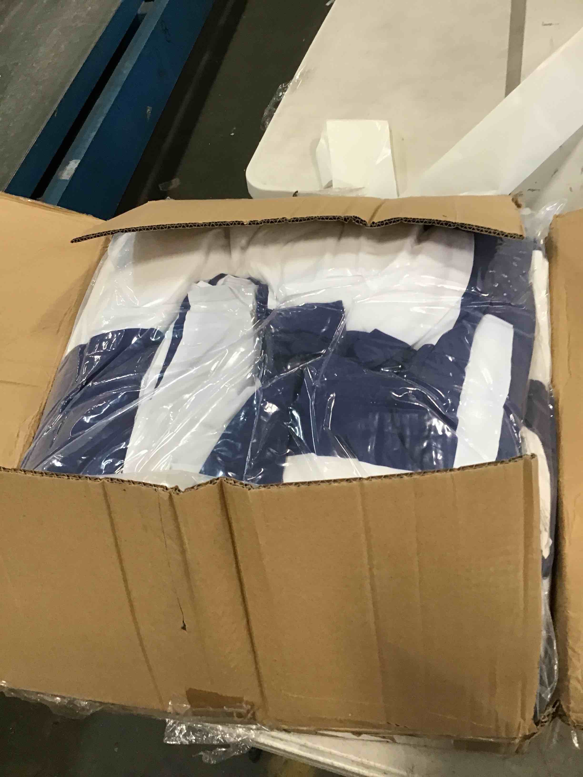 https://s3.amazonaws.com/lotting-images-prod/bidfta/YEL6521742_1716645872880.jpeg