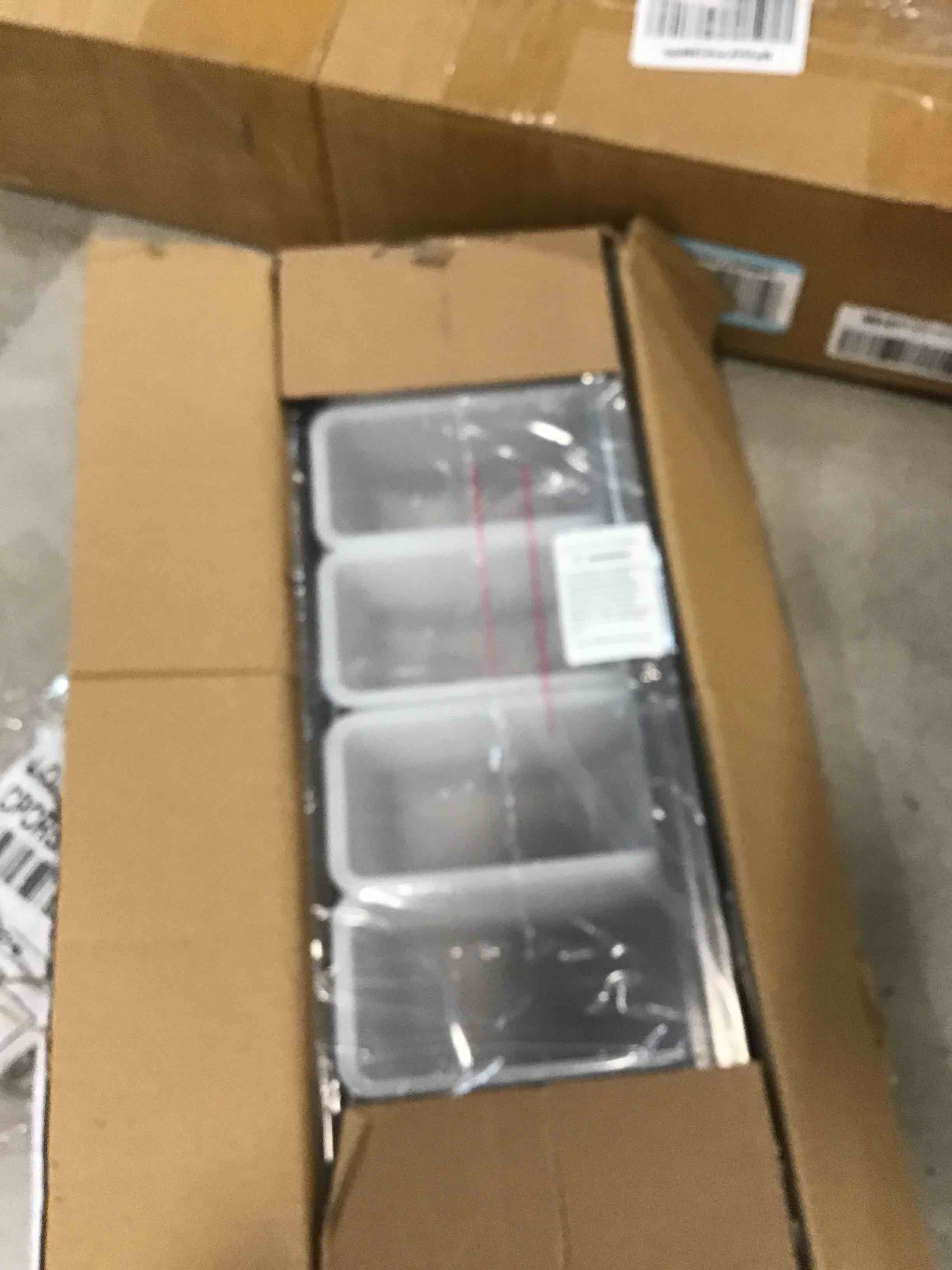 https://s3.amazonaws.com/lotting-images-prod/bidfta/YEL6521746_1716645599766.jpeg