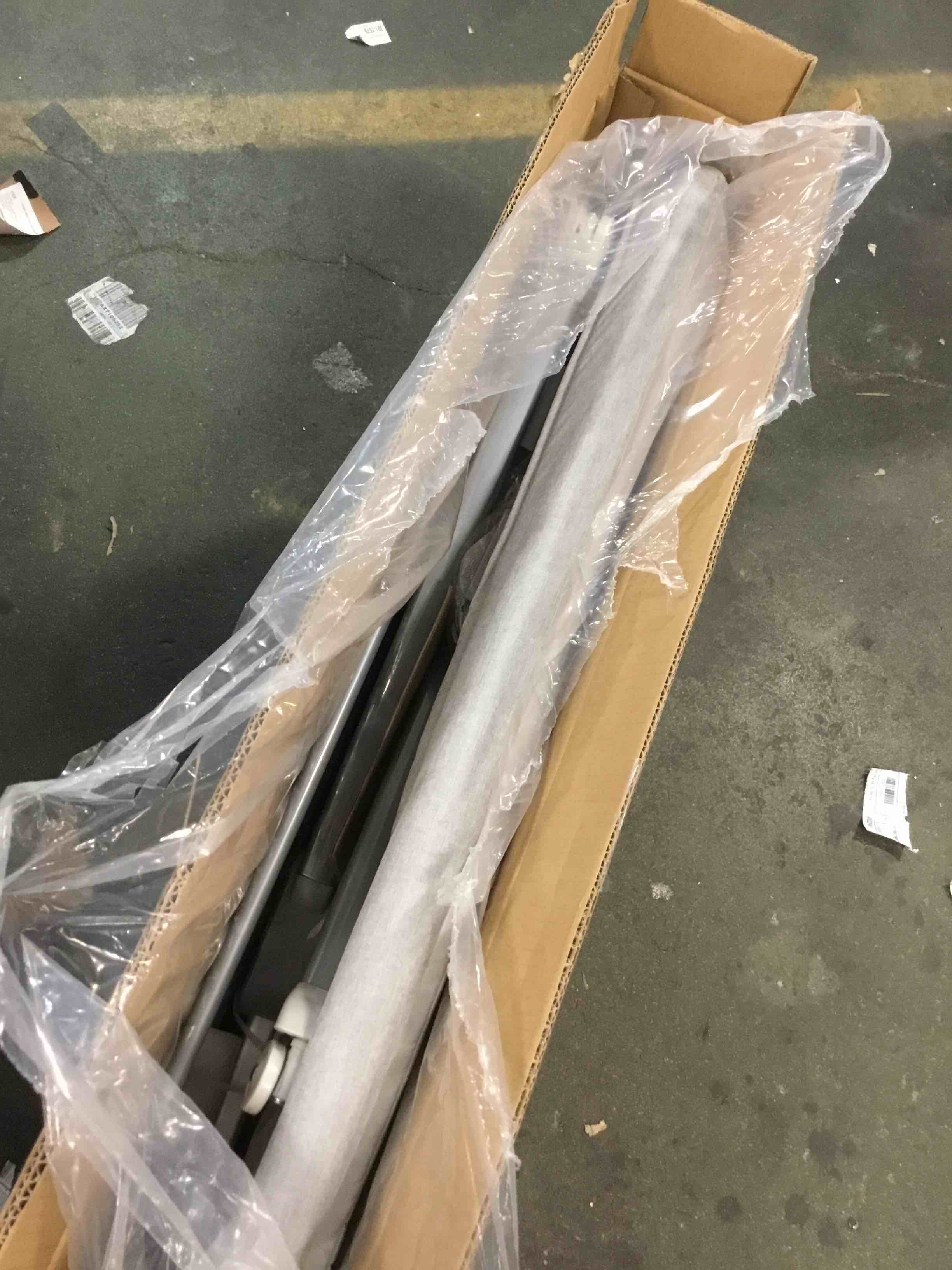 https://s3.amazonaws.com/lotting-images-prod/bidfta/YEL6521824_1716899636791.jpeg