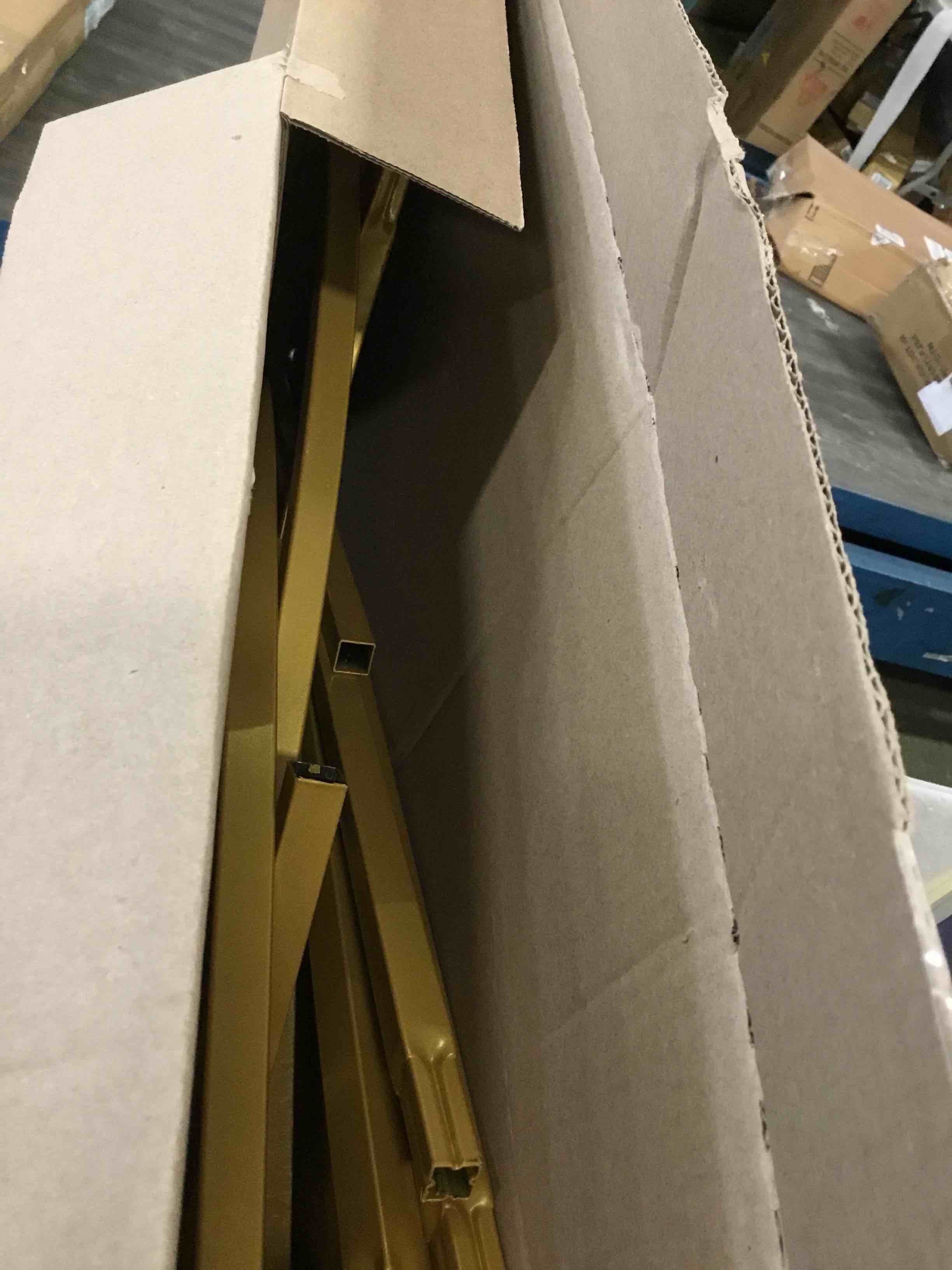 https://s3.amazonaws.com/lotting-images-prod/bidfta/YEL6522608_1716476273975.jpeg