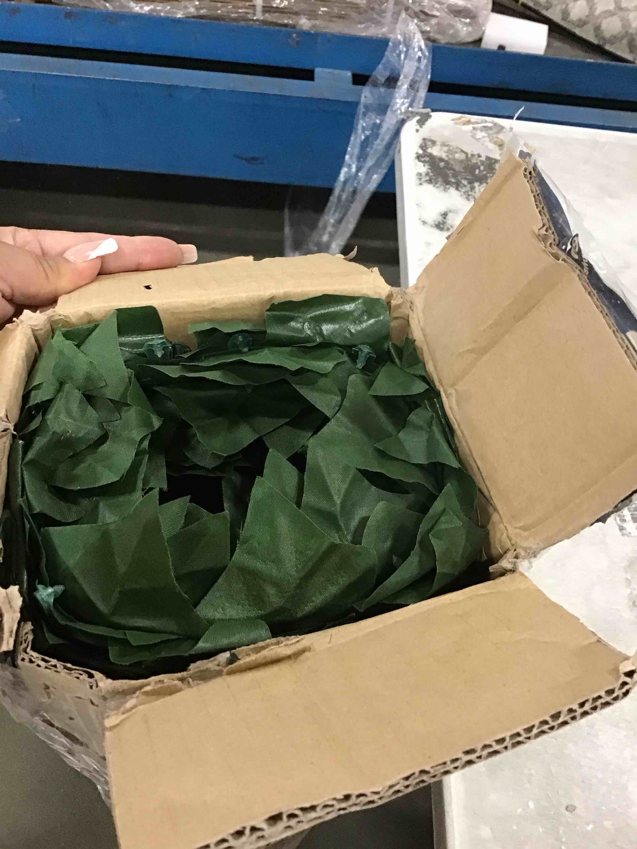 https://s3.amazonaws.com/lotting-images-prod/bidfta/YEL6522659_1716484974362.jpeg