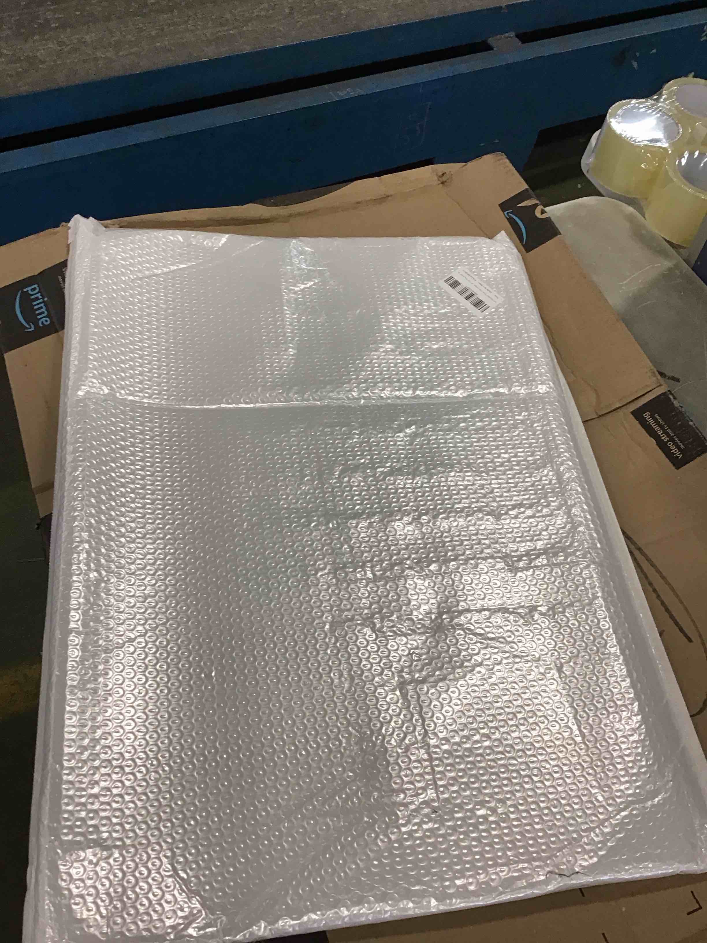 https://s3.amazonaws.com/lotting-images-prod/bidfta/YEL6522704_1716490095433.jpeg