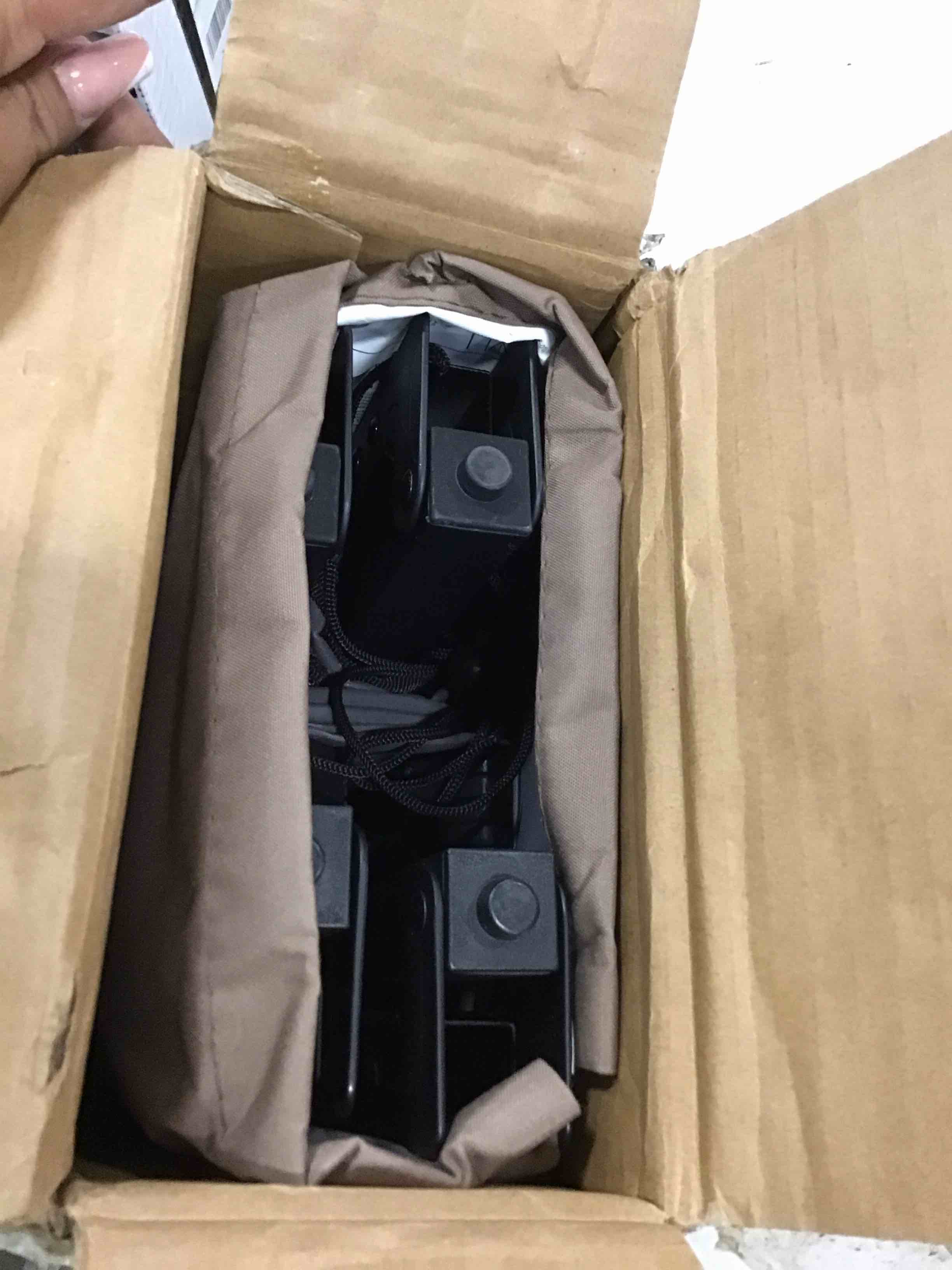 https://s3.amazonaws.com/lotting-images-prod/bidfta/YEL6522804_1716556117038.jpeg