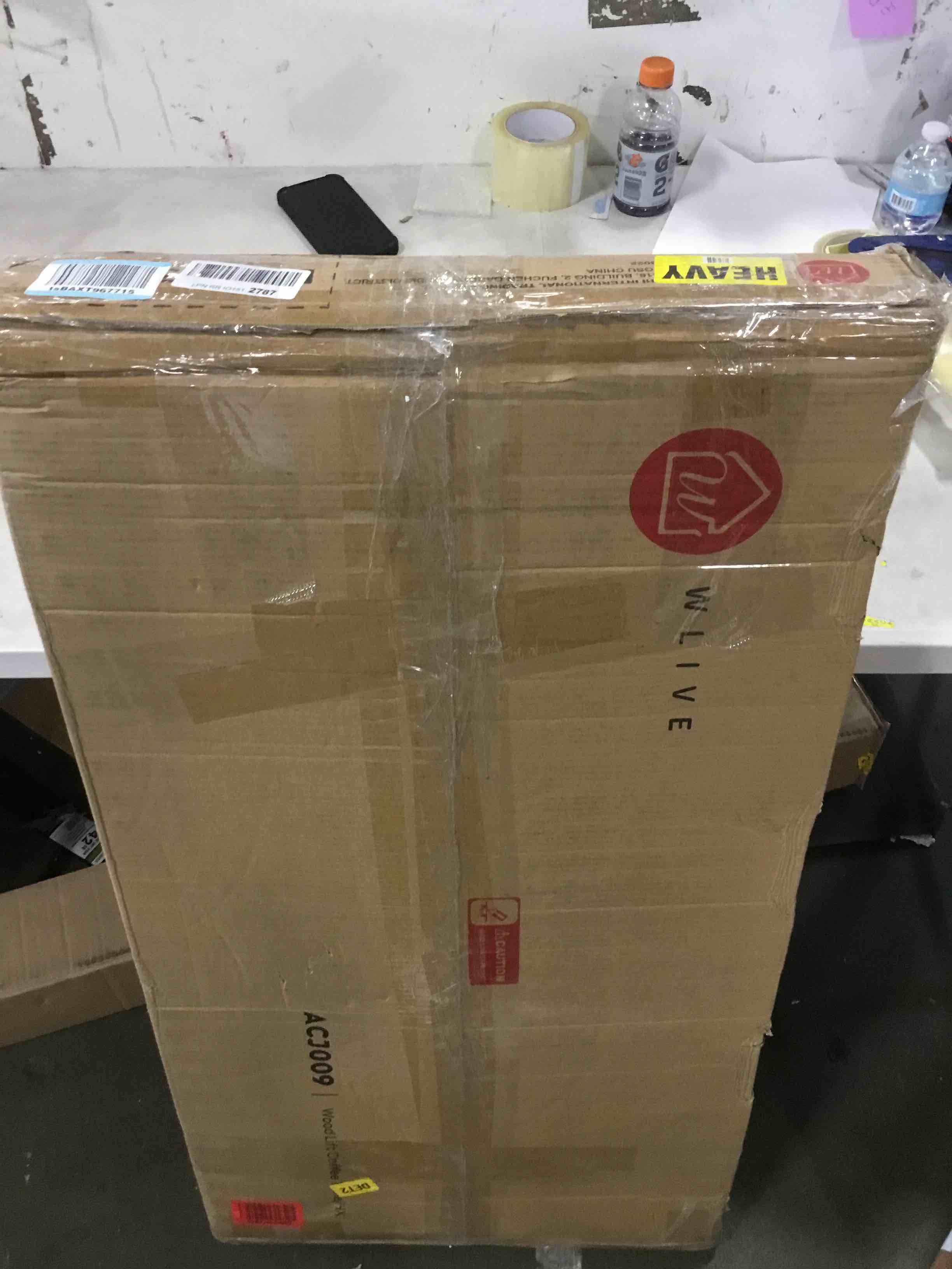 https://s3.amazonaws.com/lotting-images-prod/bidfta/YEL6522956_1716579377969.jpeg