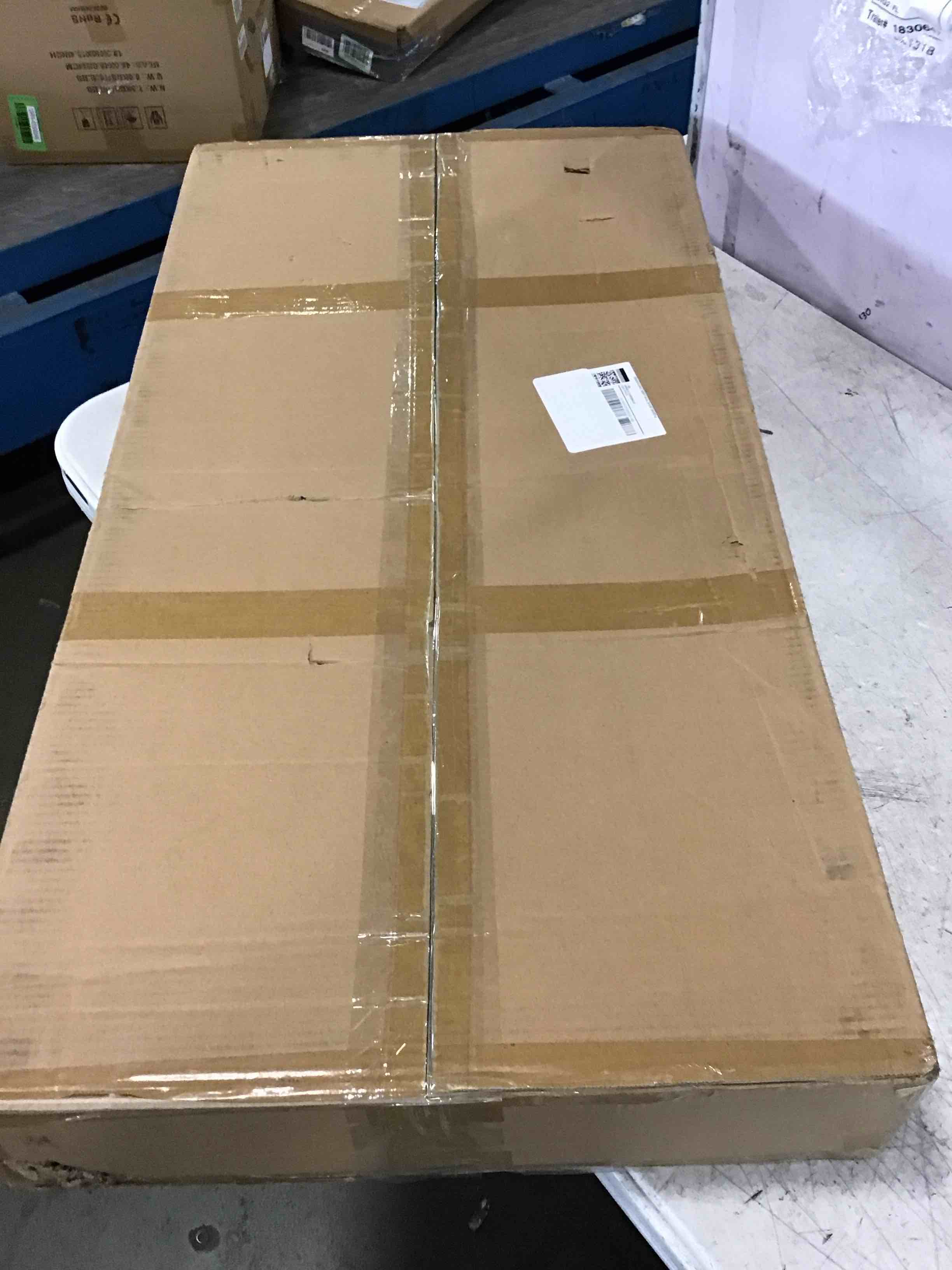 https://s3.amazonaws.com/lotting-images-prod/bidfta/YEL6523005_1716898420222.jpeg