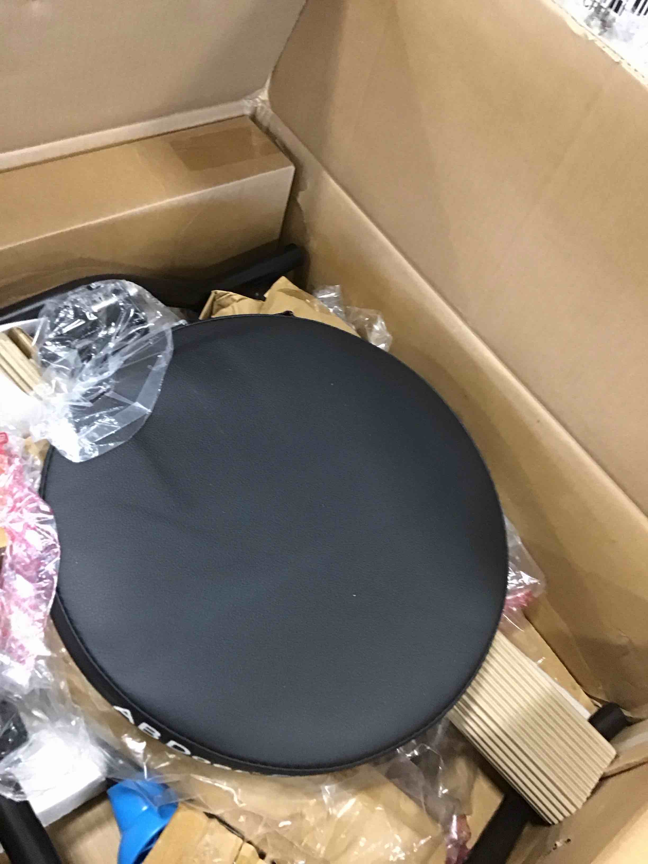 https://s3.amazonaws.com/lotting-images-prod/bidfta/YEL6523049_1716903616074.jpeg