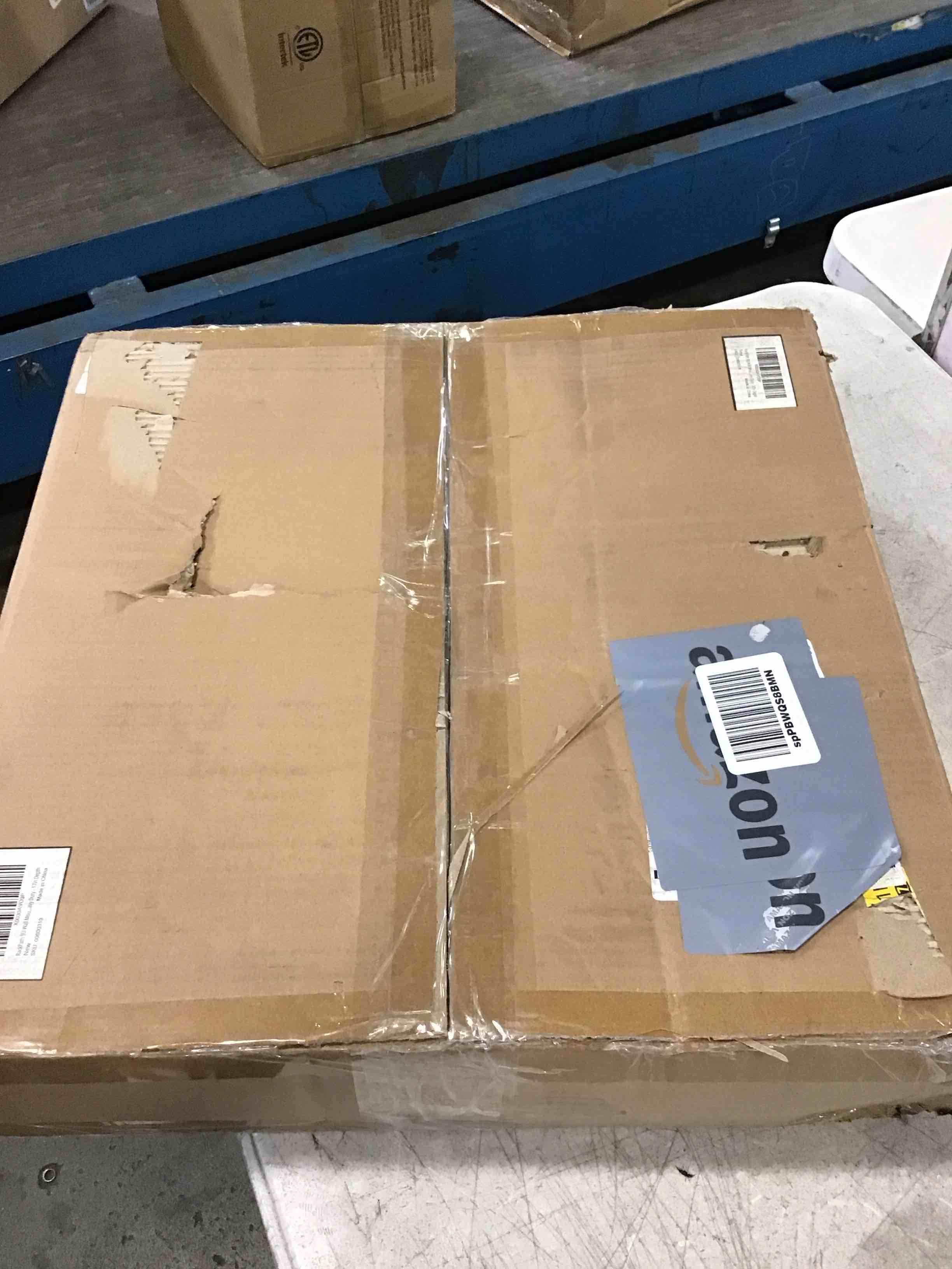 https://s3.amazonaws.com/lotting-images-prod/bidfta/YEL6523064_1716906922876.jpeg