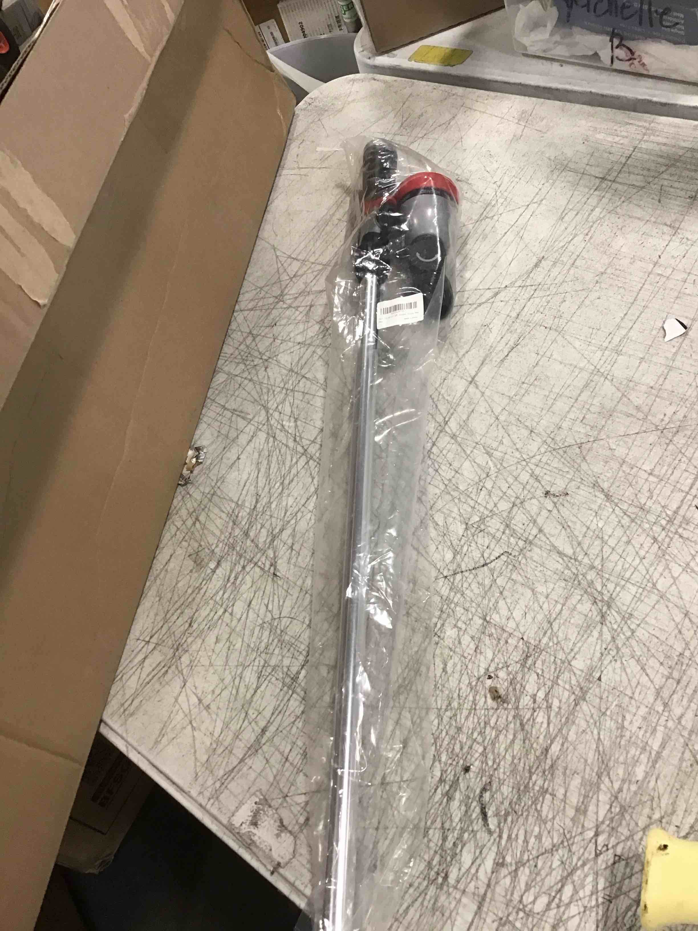 https://s3.amazonaws.com/lotting-images-prod/bidfta/YEL6523577_1717091464999.jpeg