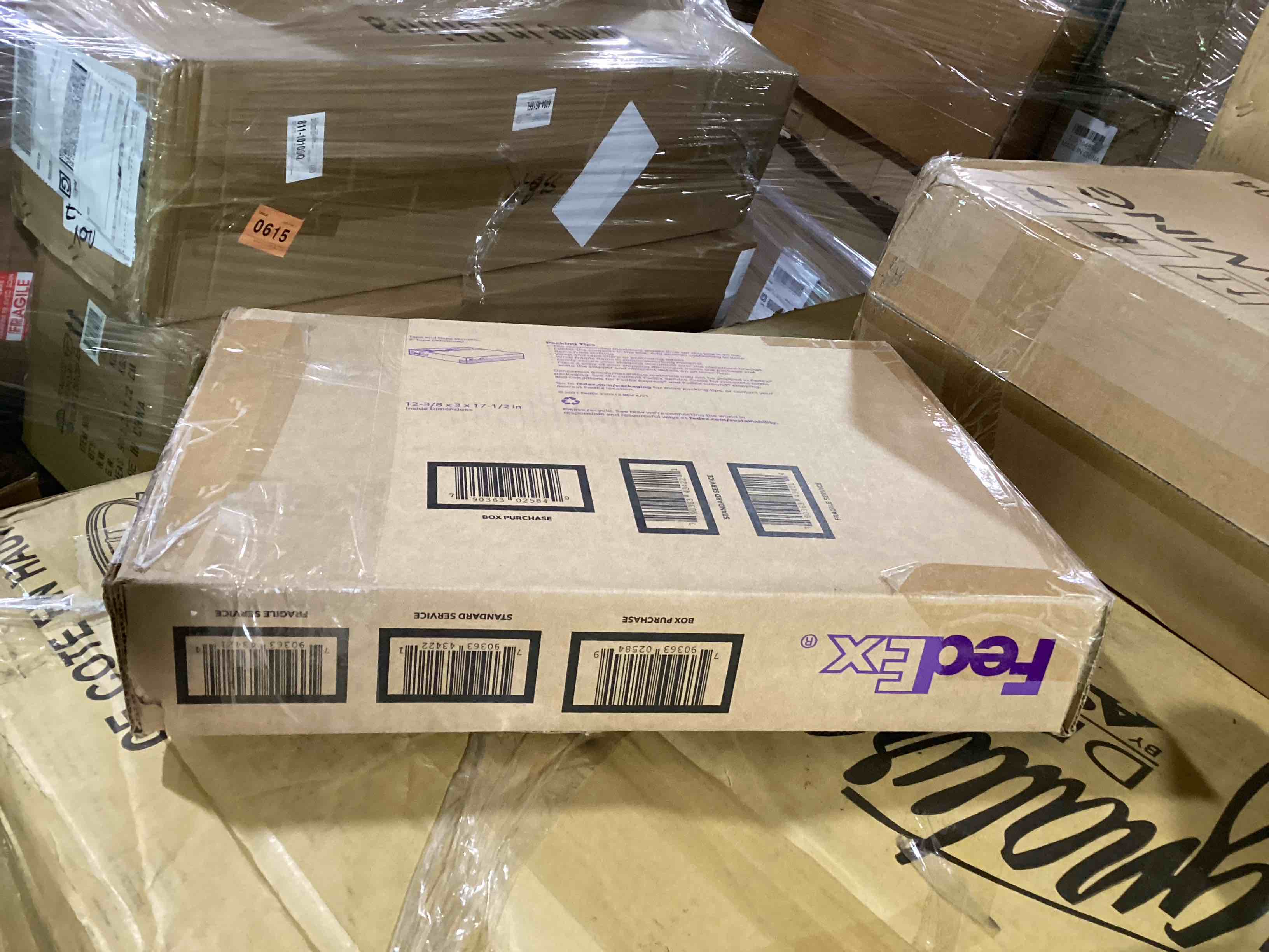 https://s3.amazonaws.com/lotting-images-prod/bidfta/YEL6523980_1718976761162.jpeg