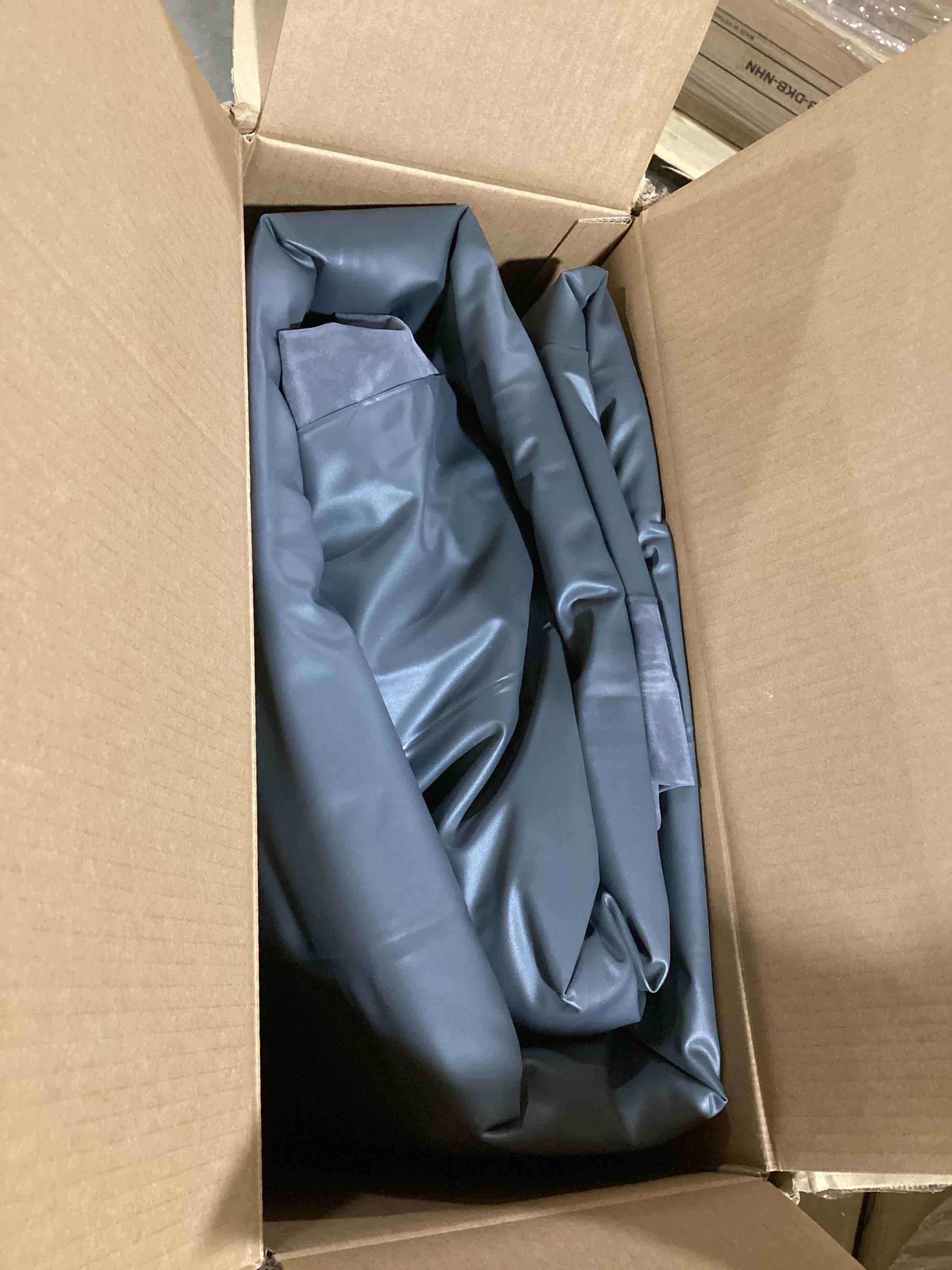 https://s3.amazonaws.com/lotting-images-prod/bidfta/YEL6525279_1720011023700.jpeg