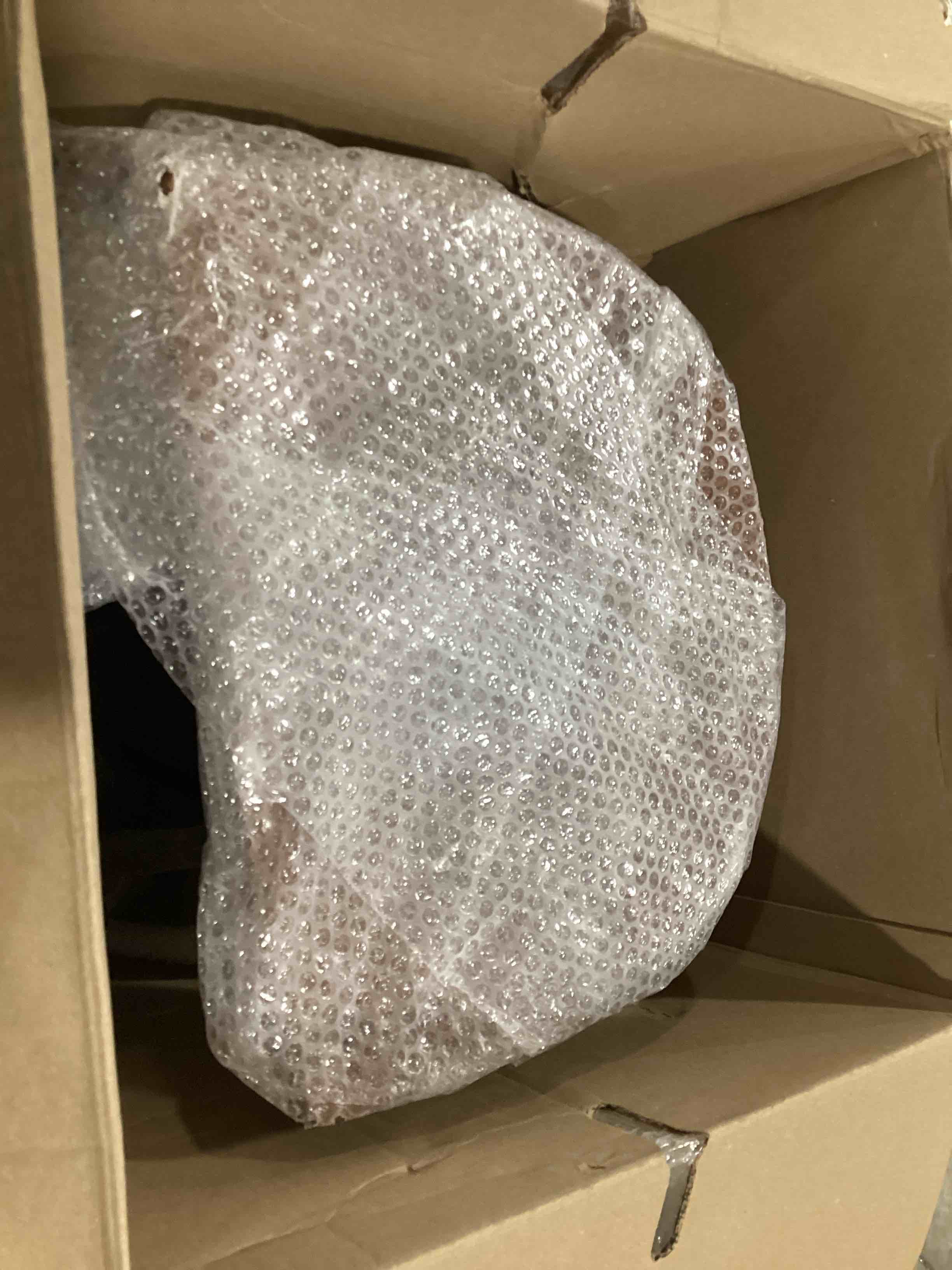 https://s3.amazonaws.com/lotting-images-prod/bidfta/YEL6526042_1718371400858.jpeg