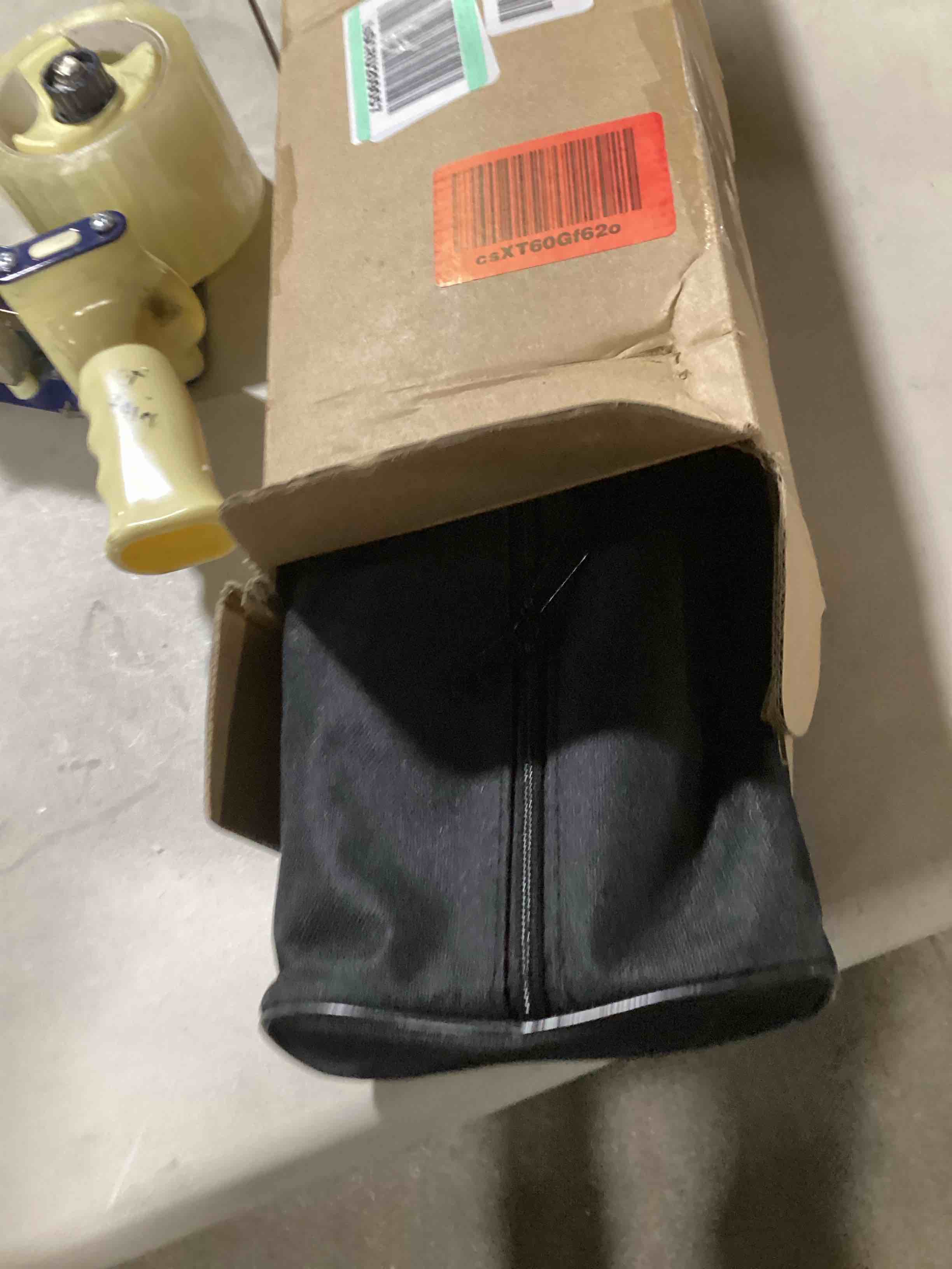 https://s3.amazonaws.com/lotting-images-prod/bidfta/YEL6528183_1729099478232.jpeg