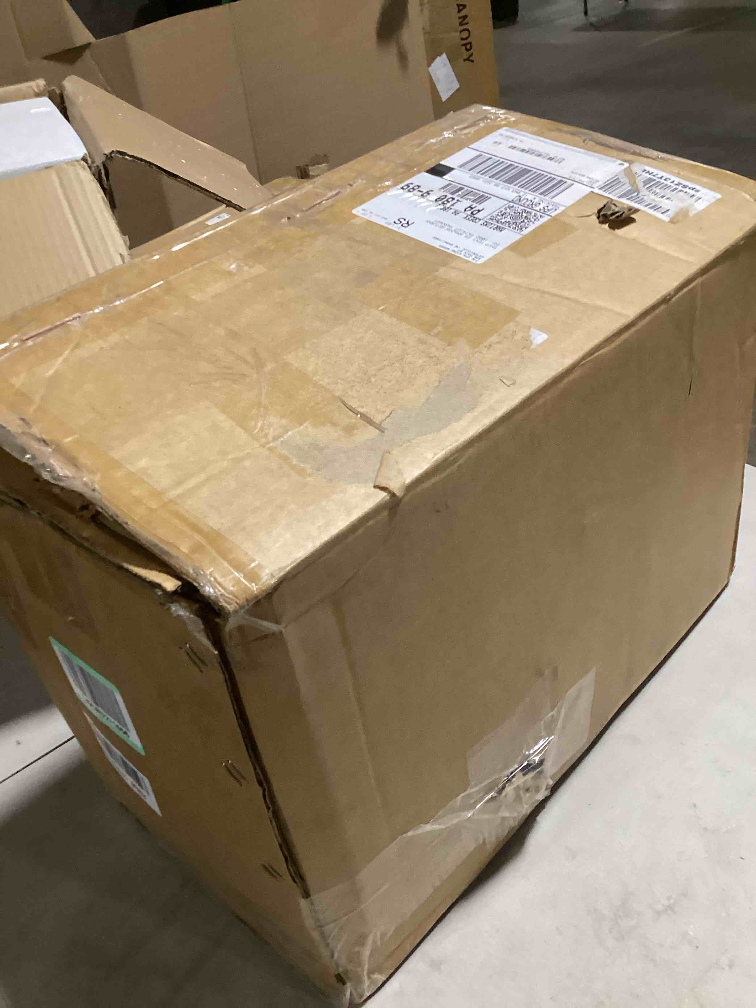 https://s3.amazonaws.com/lotting-images-prod/bidfta/YEL6528249_1729108391345.jpeg