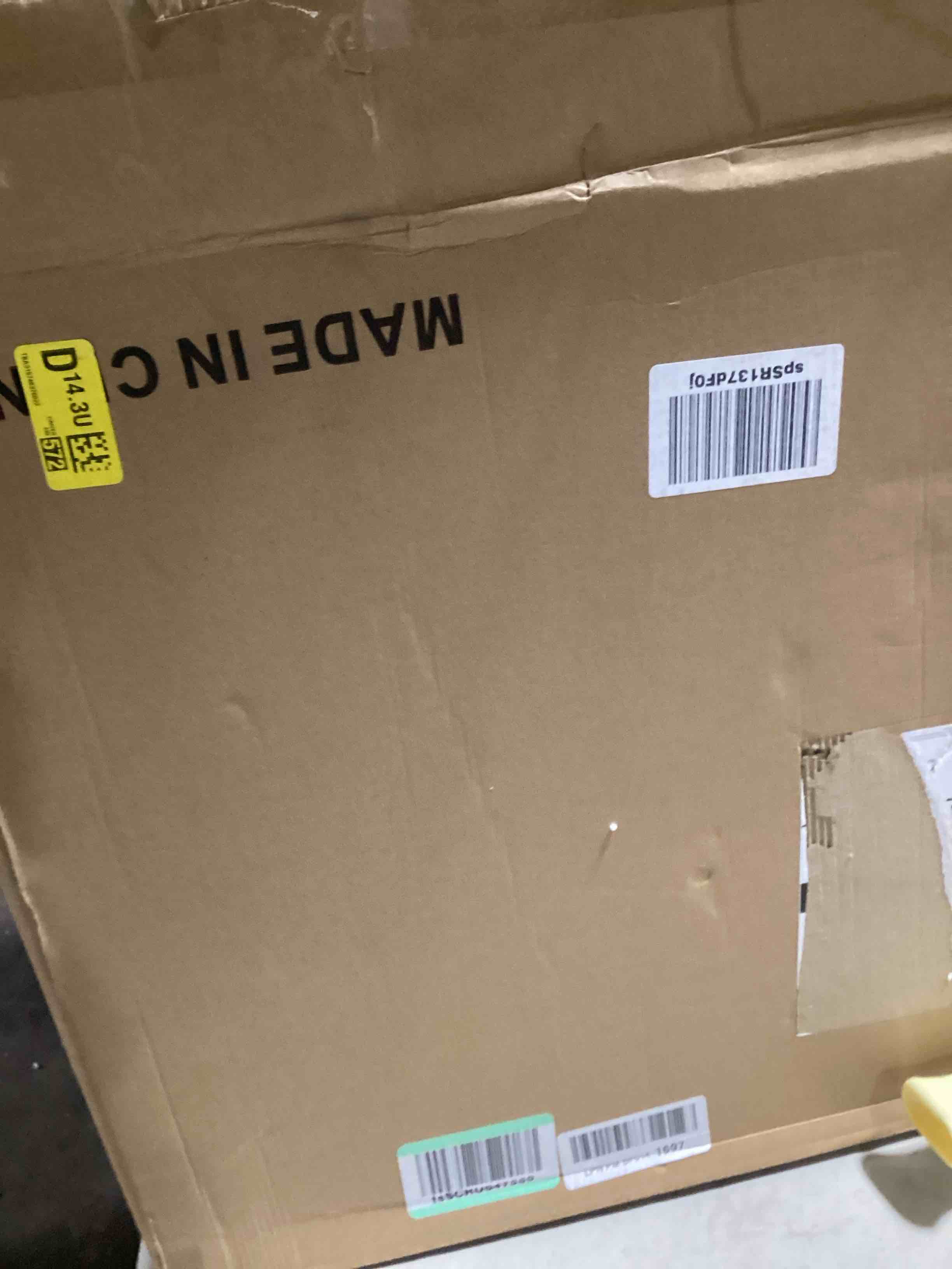 https://s3.amazonaws.com/lotting-images-prod/bidfta/YEL6528252_1729108647917.jpeg