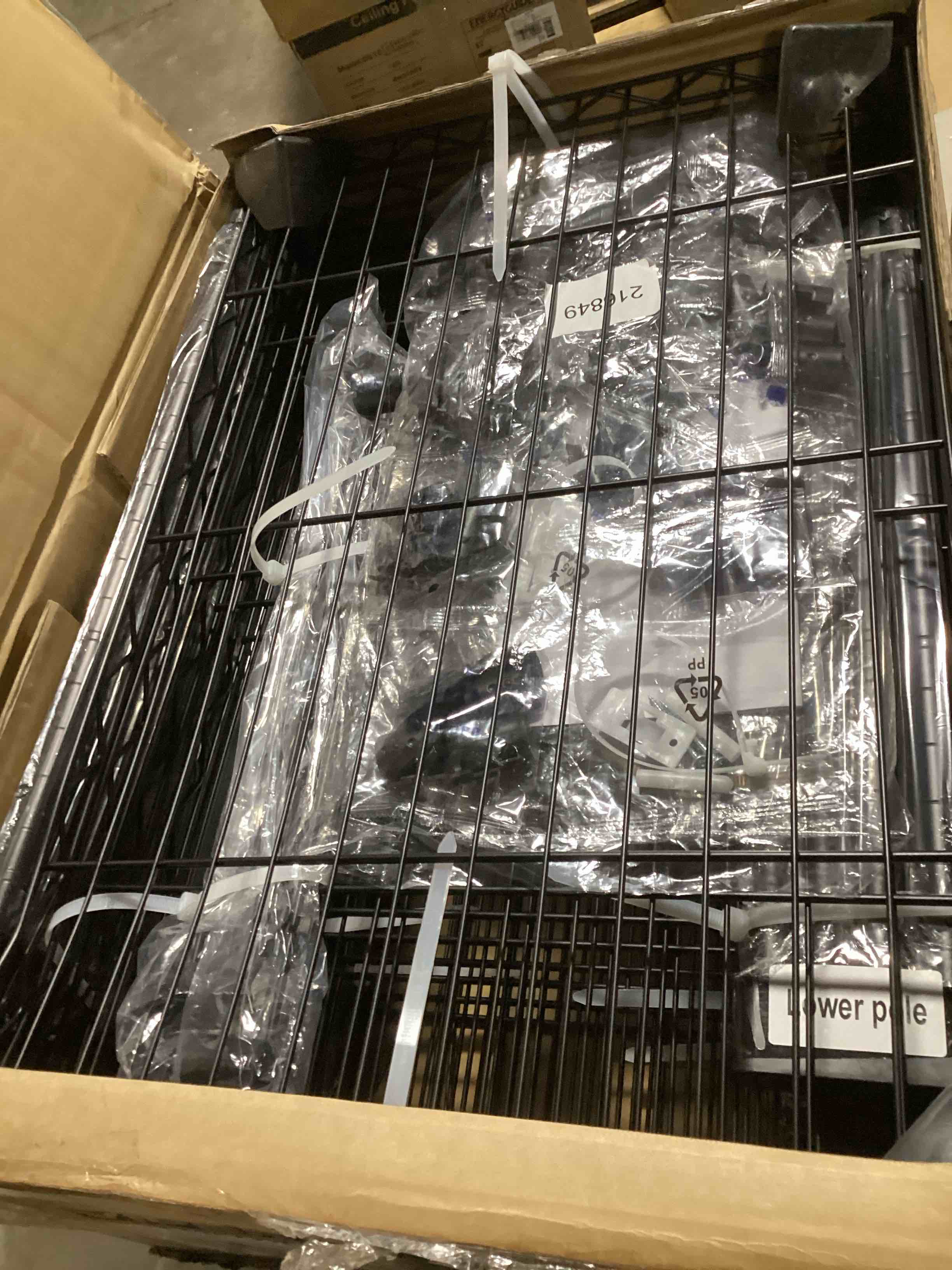 https://s3.amazonaws.com/lotting-images-prod/bidfta/YEL6528257_1729108855334.jpeg