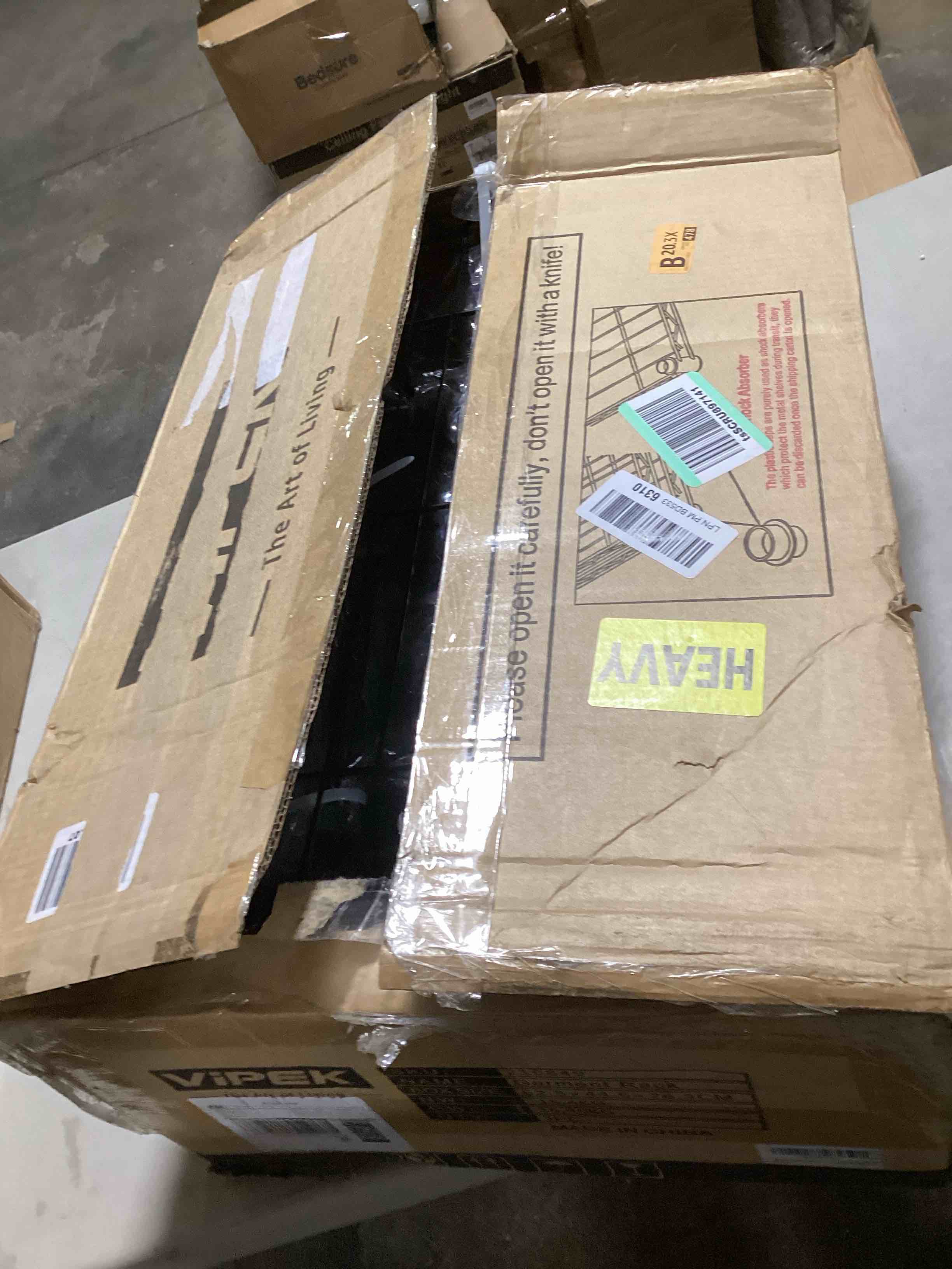 https://s3.amazonaws.com/lotting-images-prod/bidfta/YEL6528257_1729108859543.jpeg