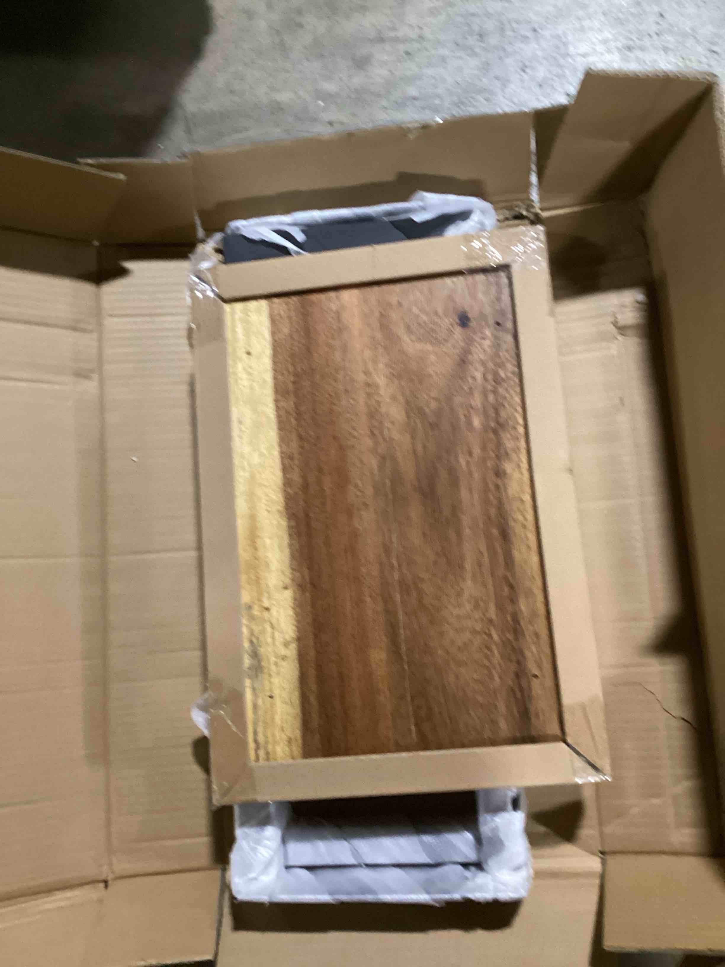 https://s3.amazonaws.com/lotting-images-prod/bidfta/YEL6528382_1729192006243.jpeg